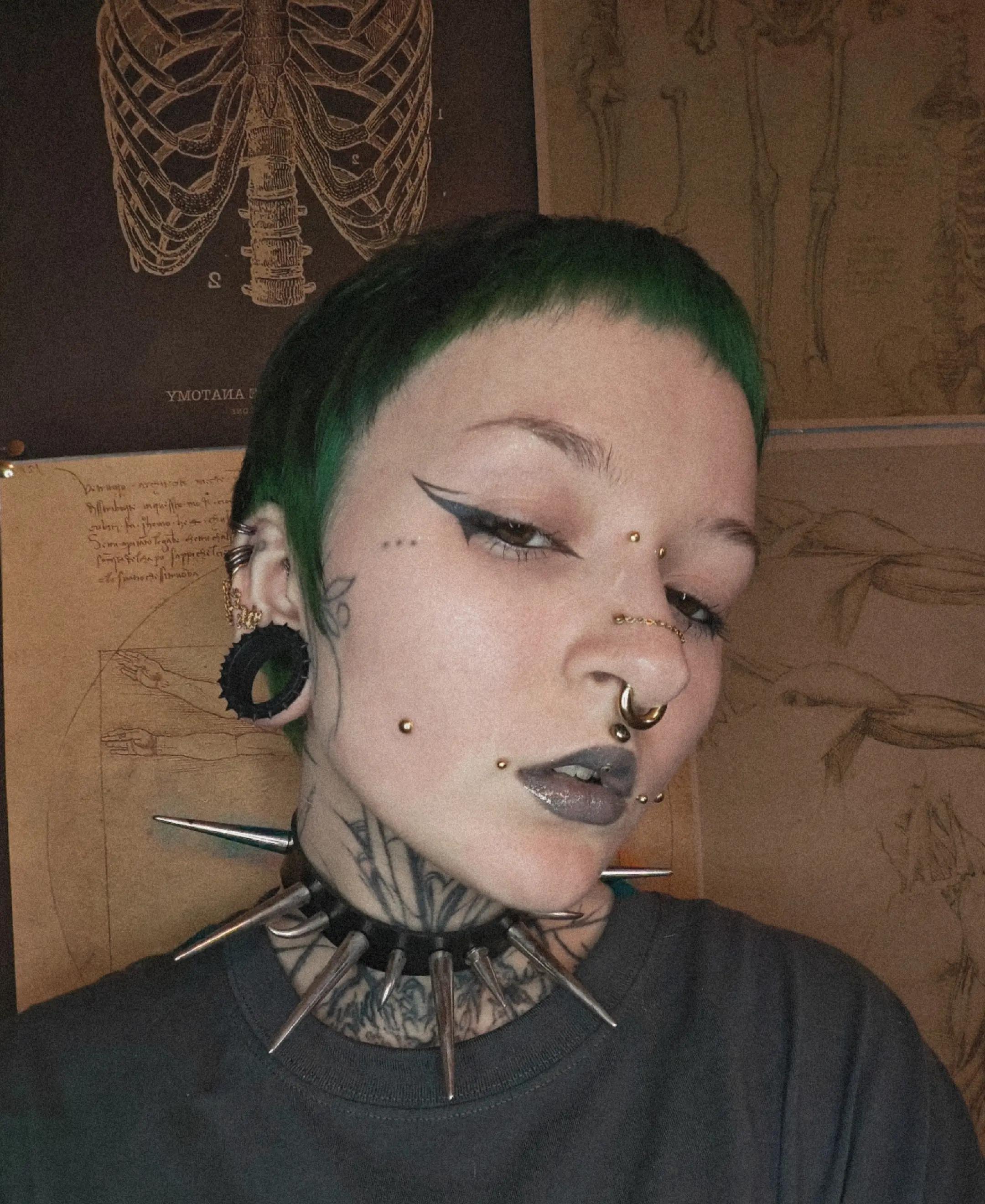 @rotten.candy?