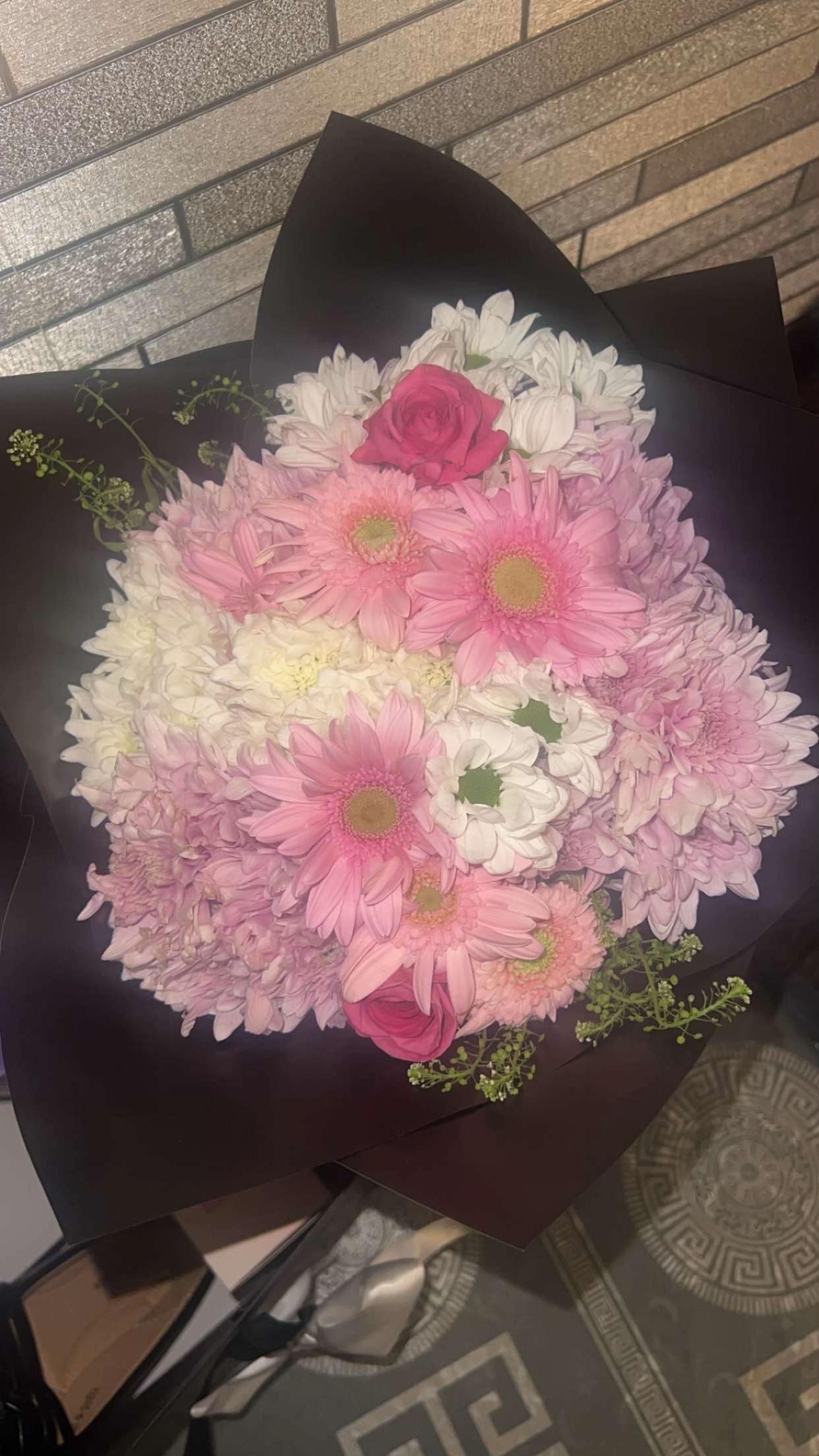@Blossoms&Balloons