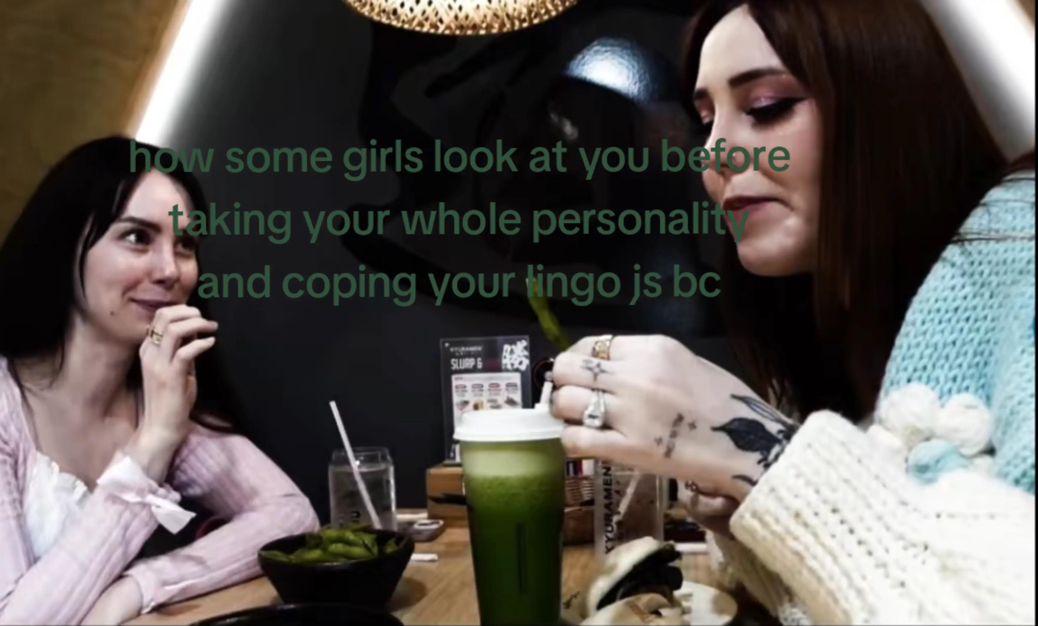 @petitetwinkfemboyfeeeetpics