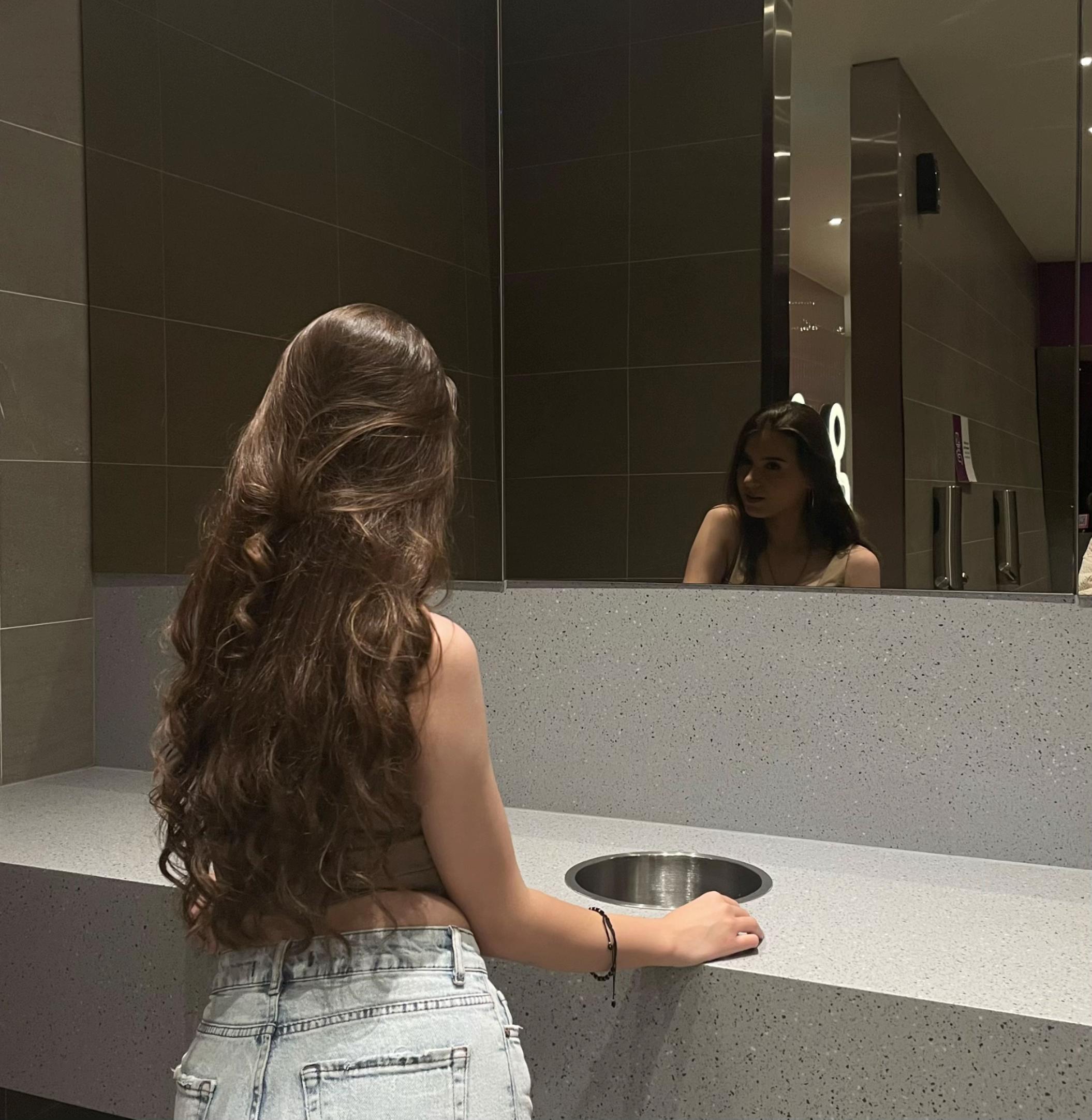 @𝑽𝑳𝑬𝑹𝑨