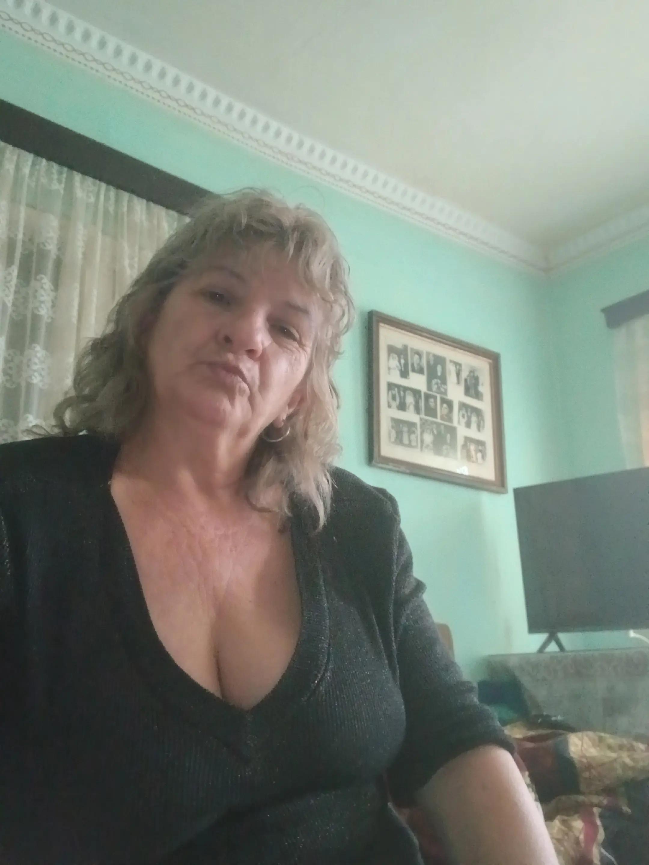 @Ela Geama