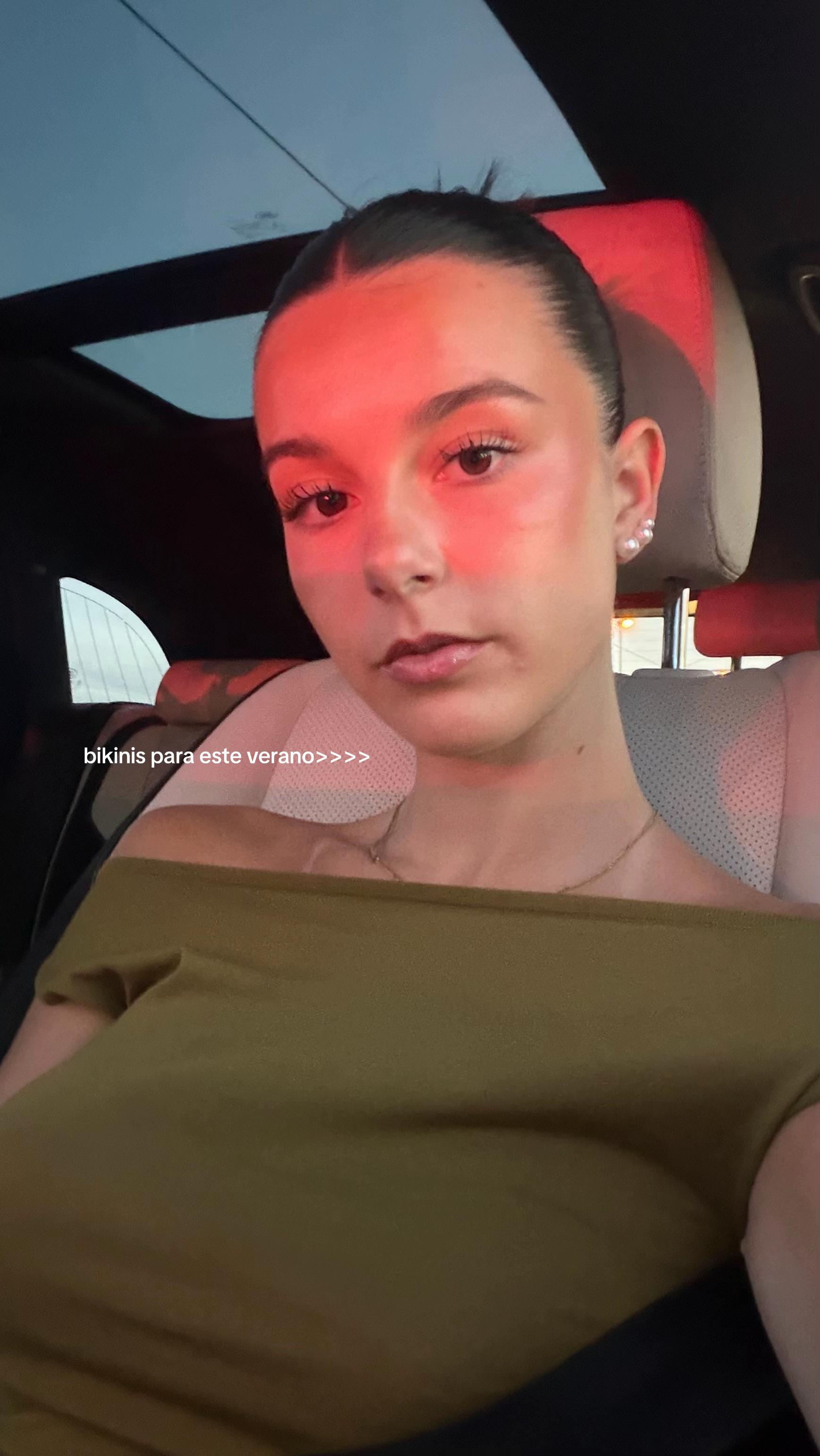 @𝚐𝚕𝚘𝚛𝚒𝚒𝚊