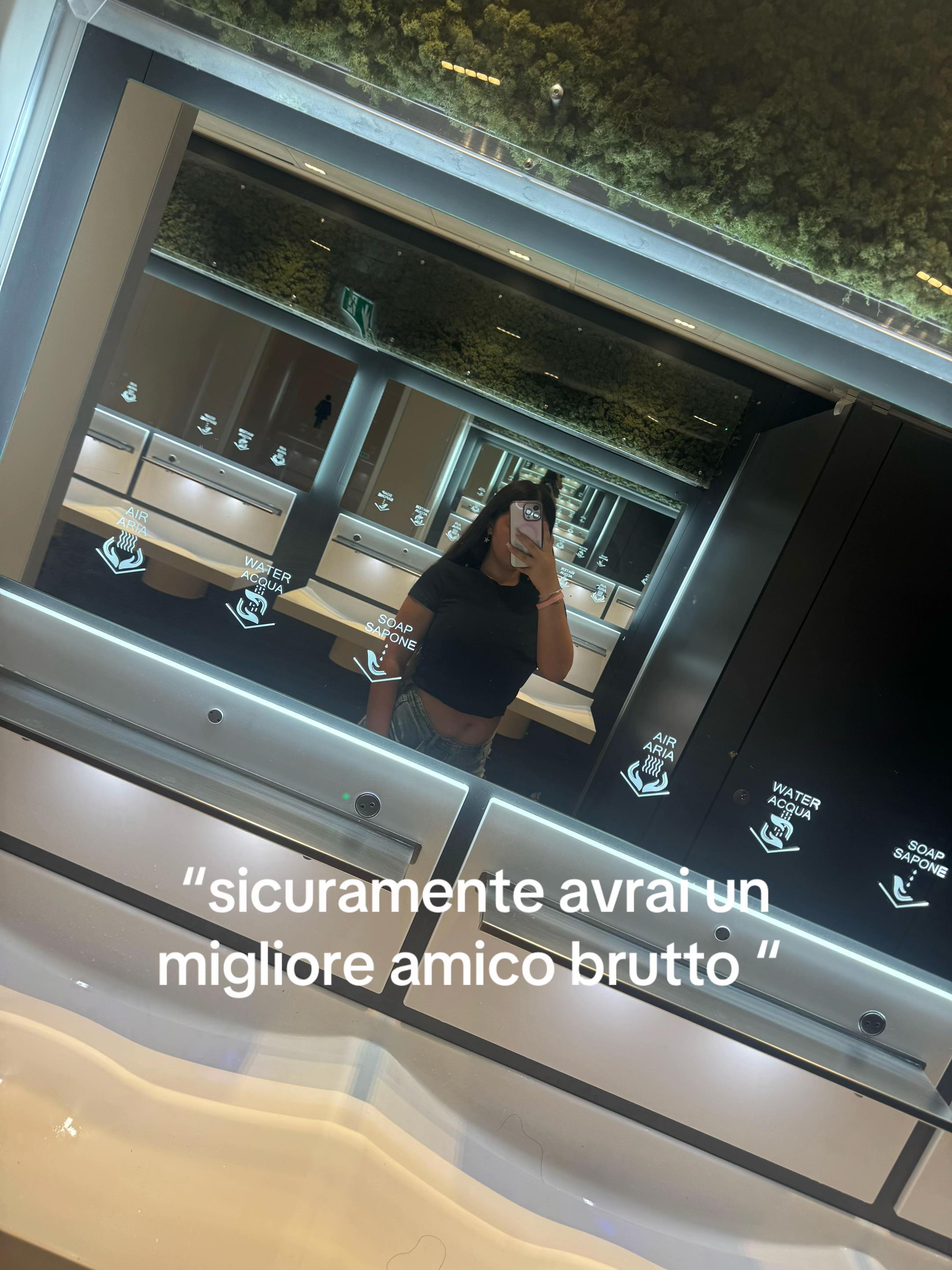 @Sofiii