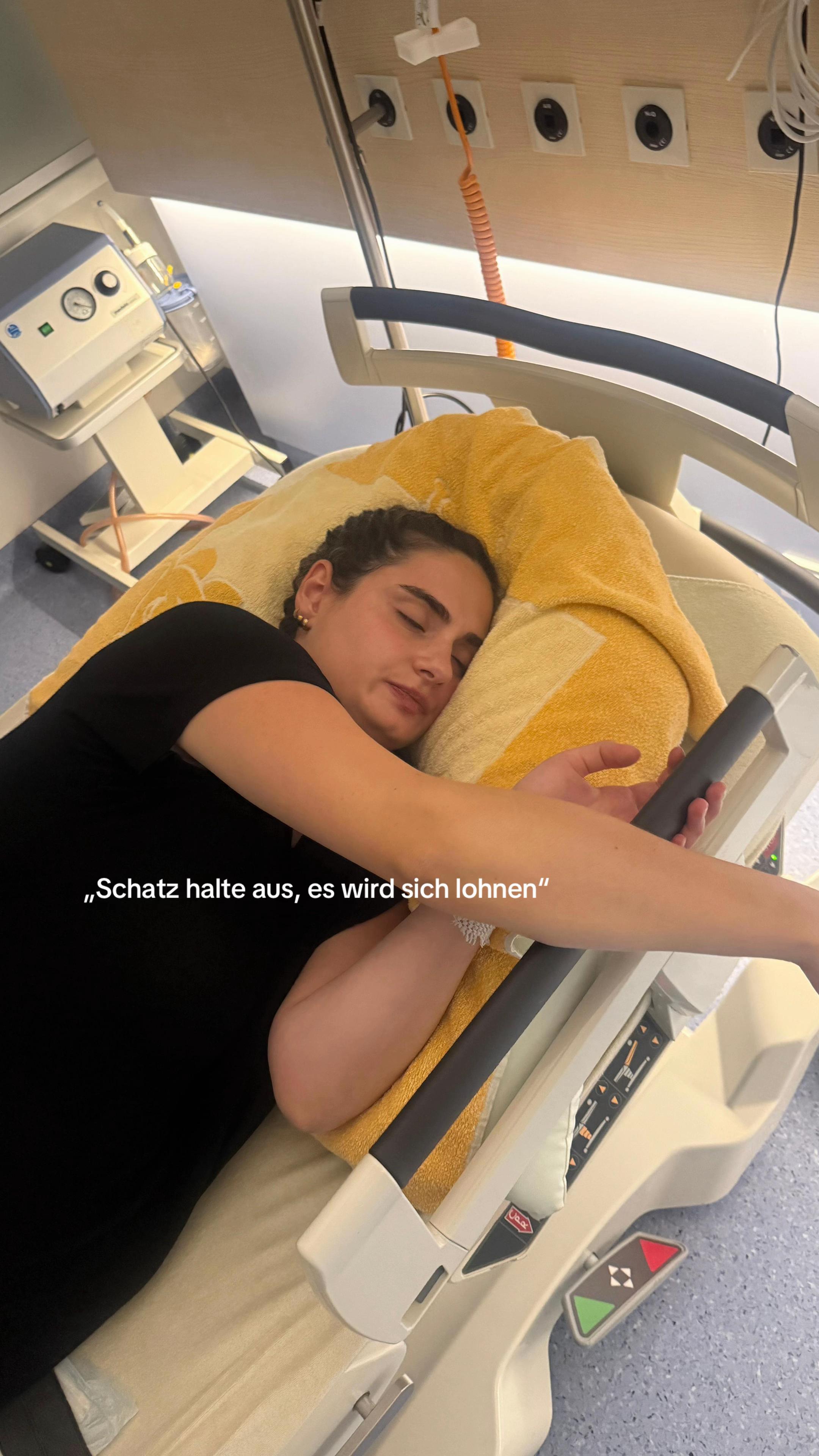 @H&uuml;den