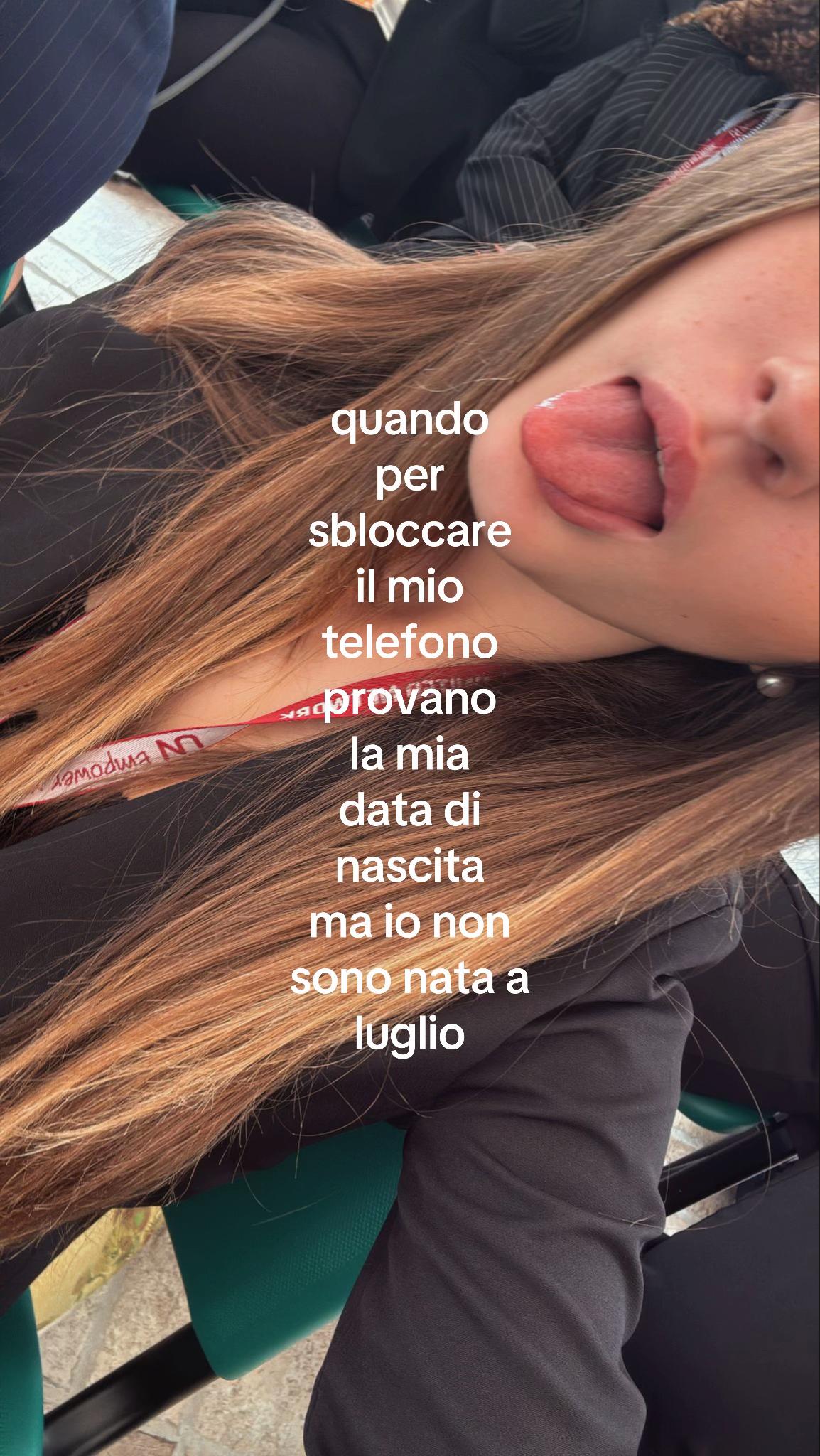 @Justforfriends