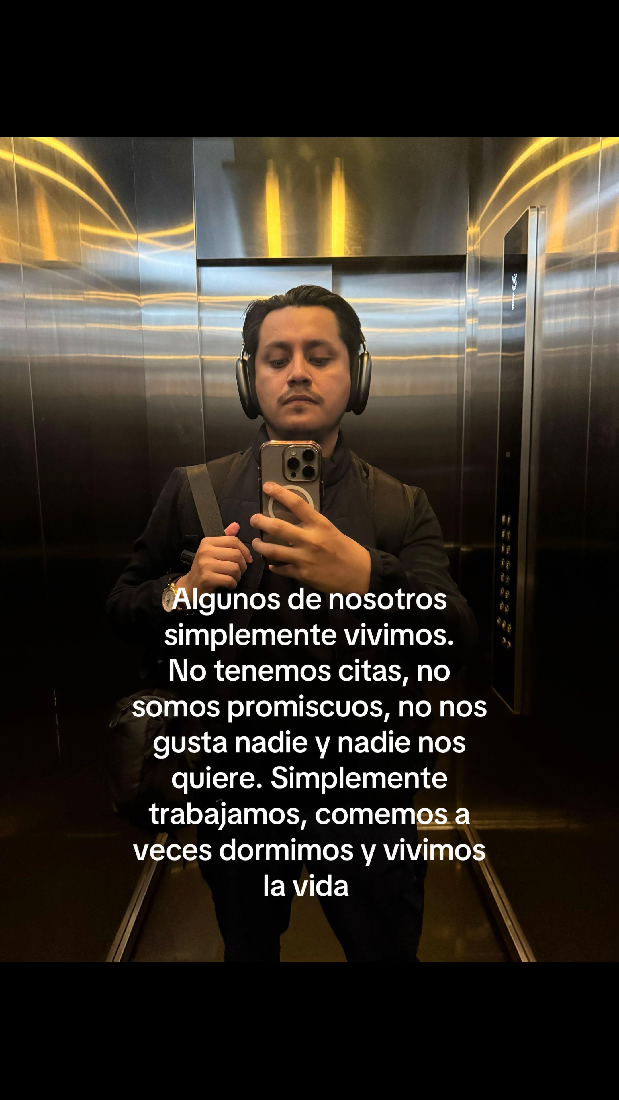 @DENTIST/ Anthony V. Guarniz