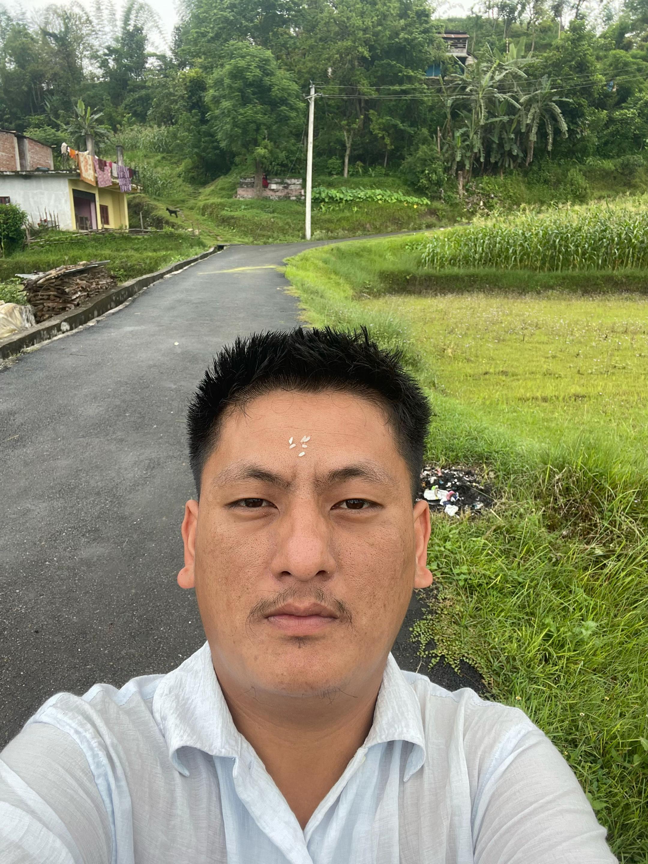 @सागर गुरुङ्