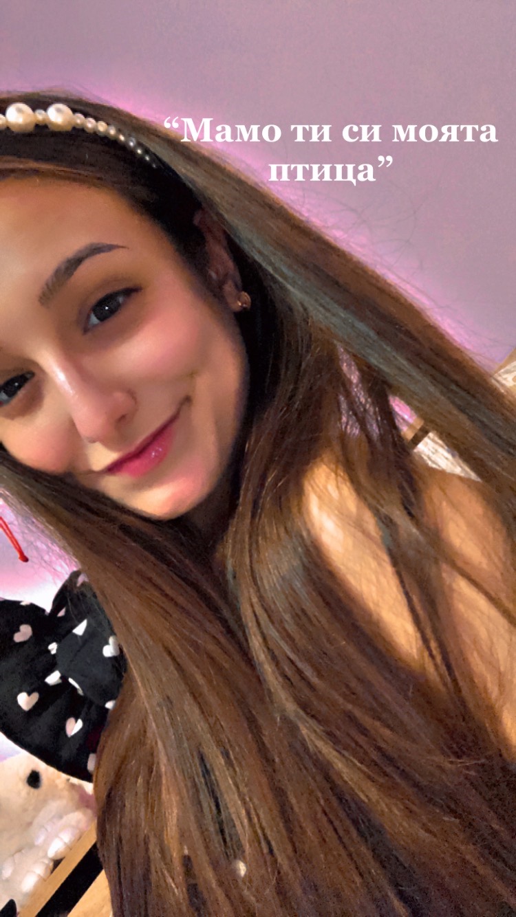 @Gabriella:)