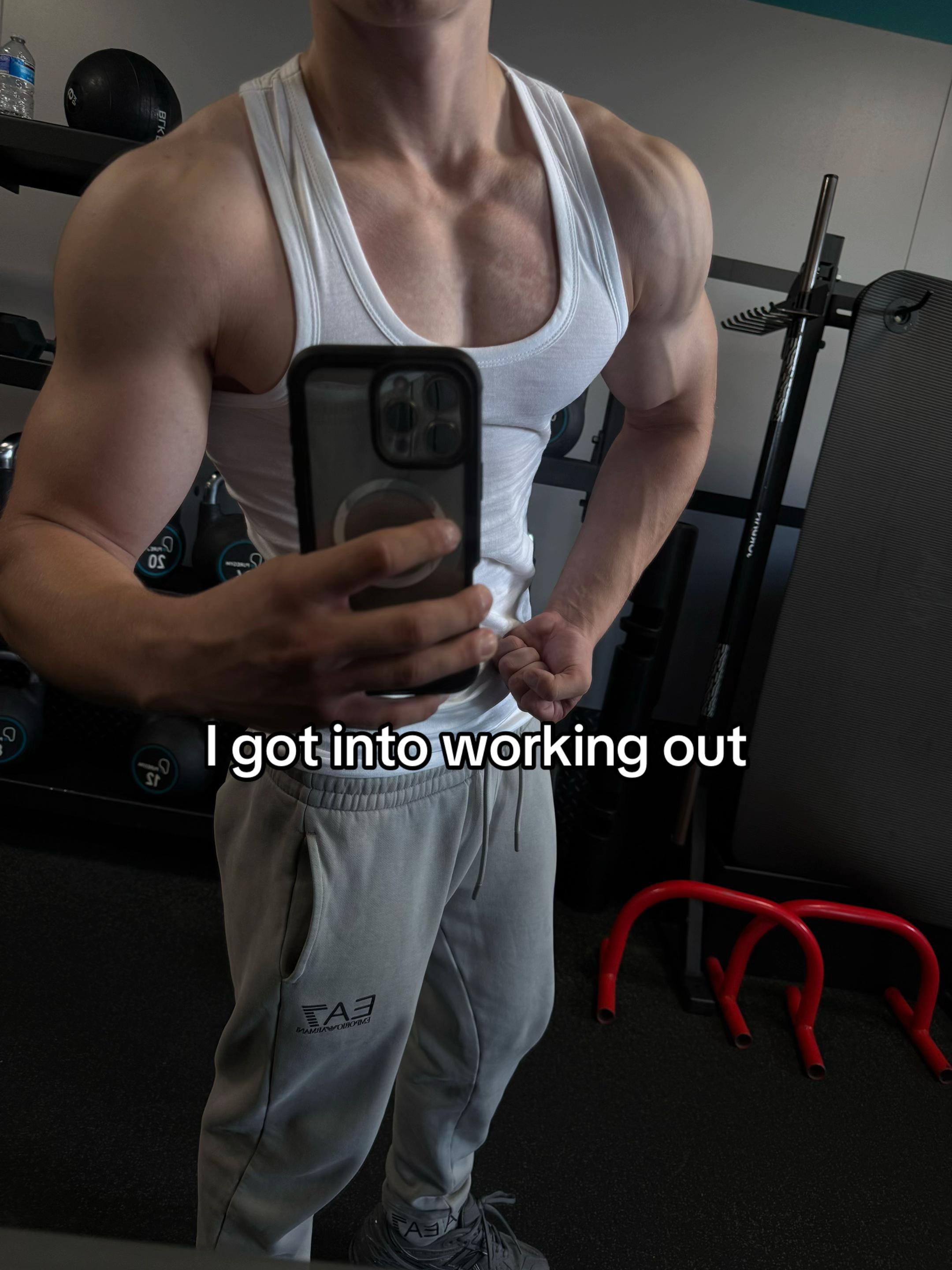@justliftingheavyweights