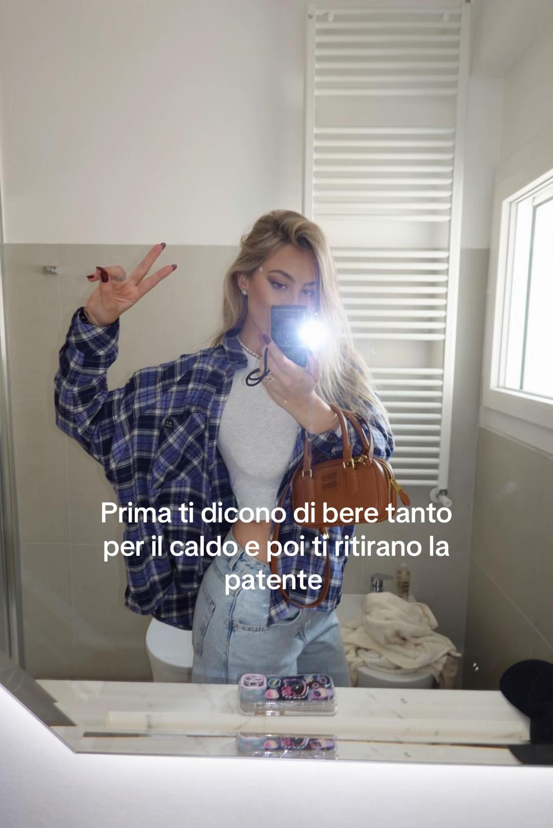 @alicebertocchi