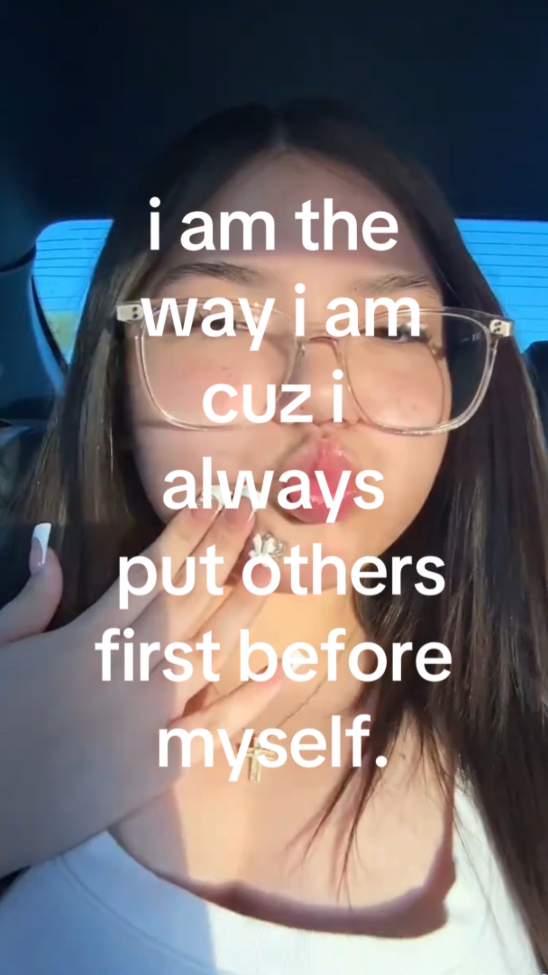 @￴￴