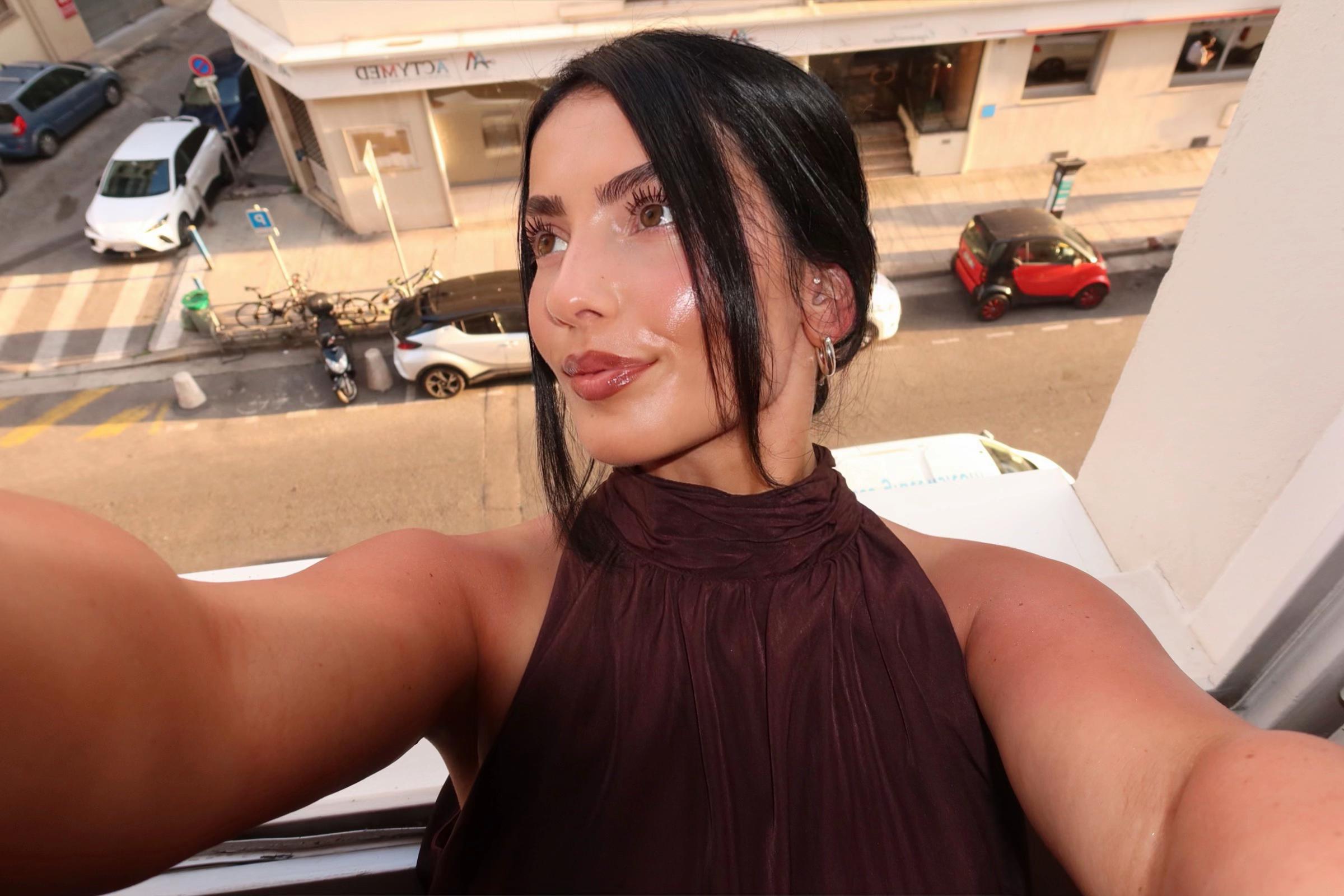@melina.ozc