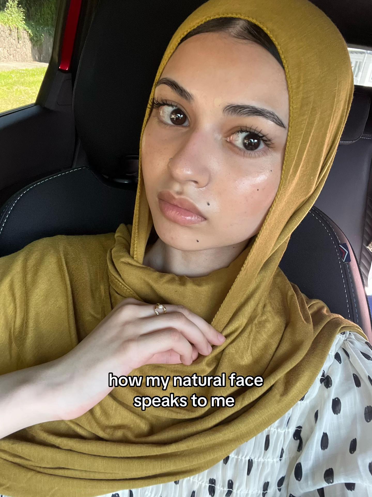 @johura