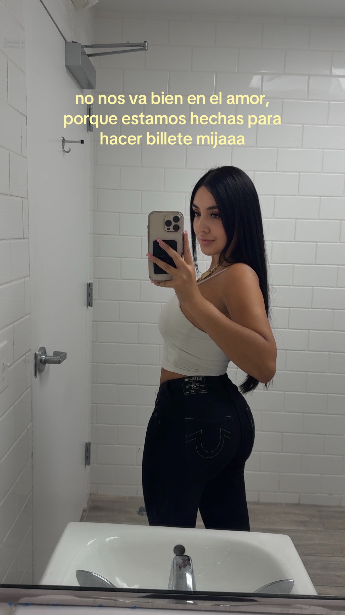 @Isabella Corpus ๐