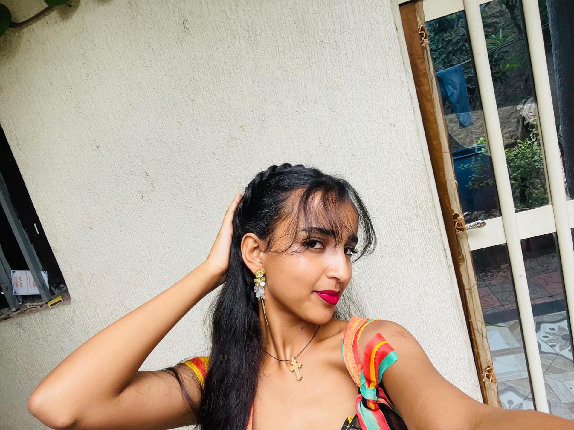 @ሜሮን🌟