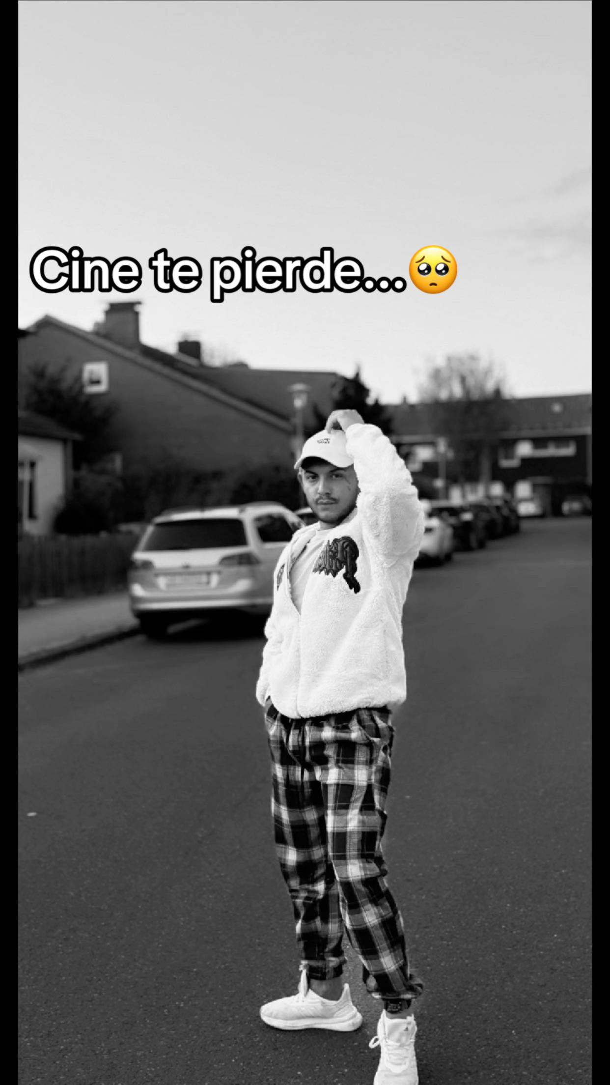 @💸🧸⚜️🍫🐶Levi