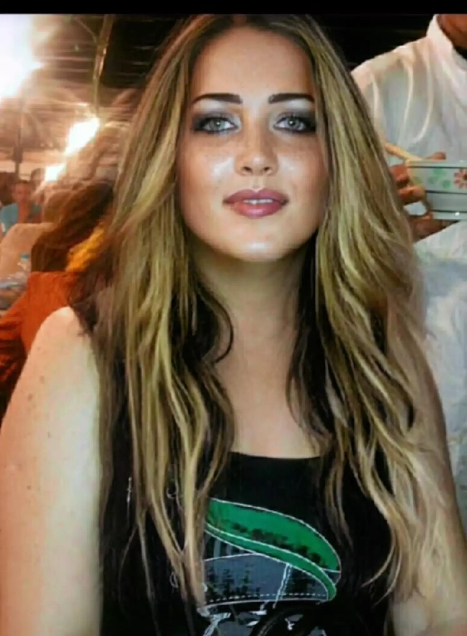 @Nada Latifi