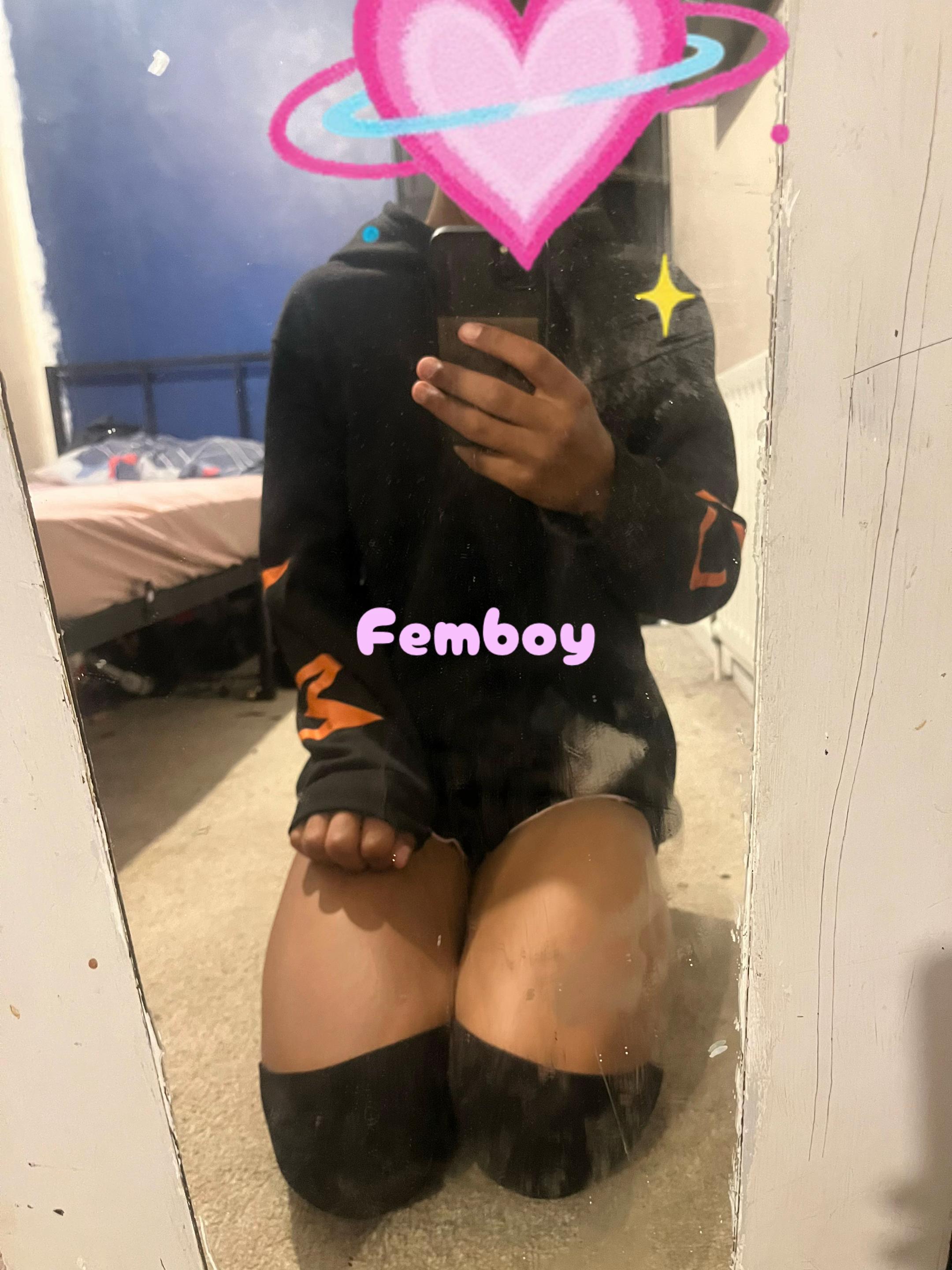 @Meemee_femboy
