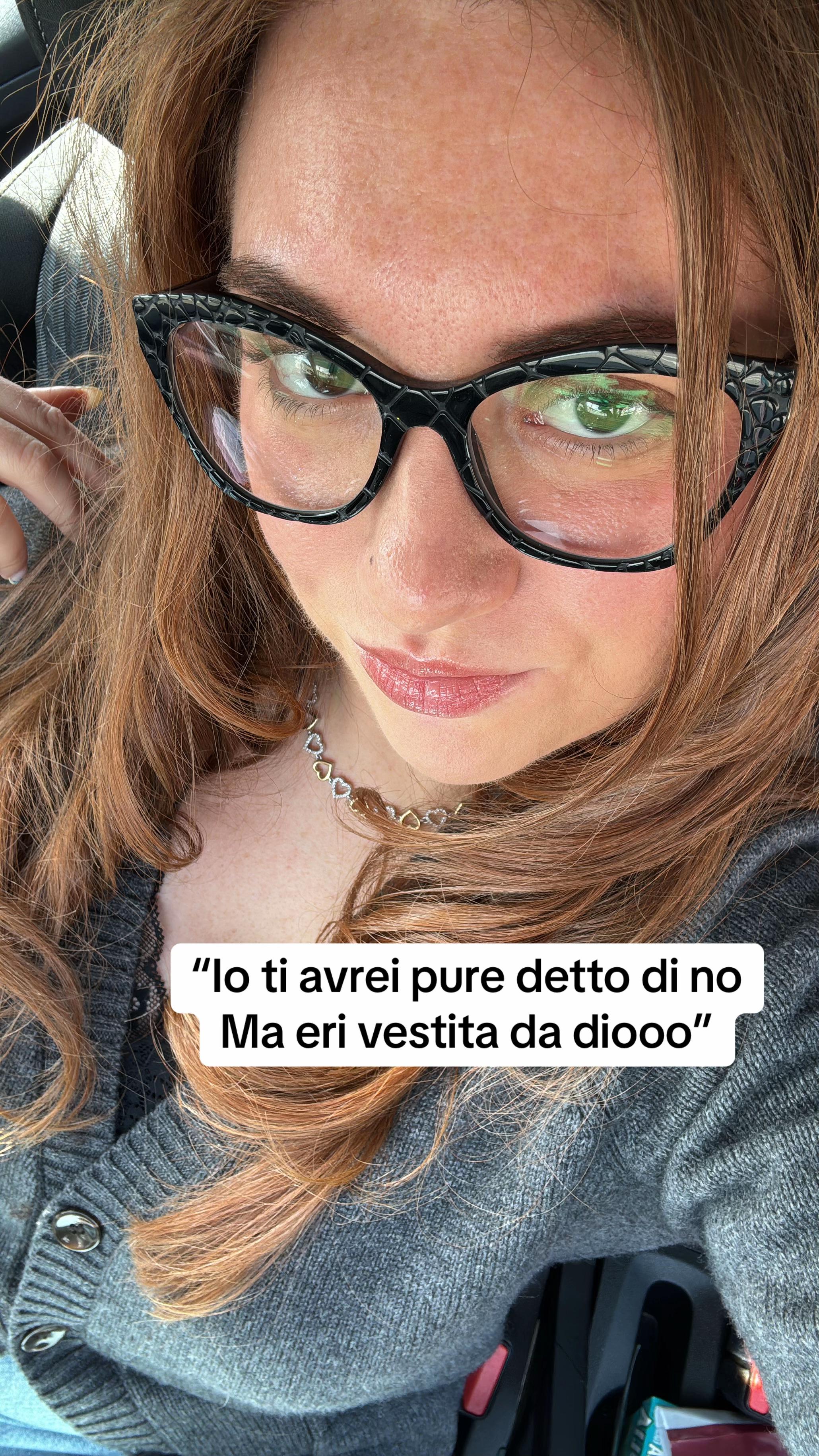 @lavirgy001
