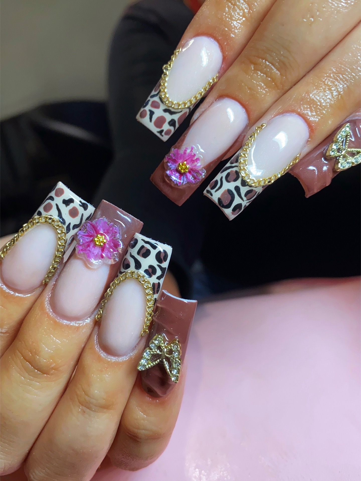 @Snakenailz