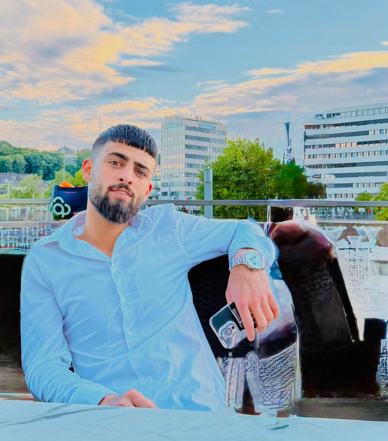 @Ahmed🇸🇾🇩🇪