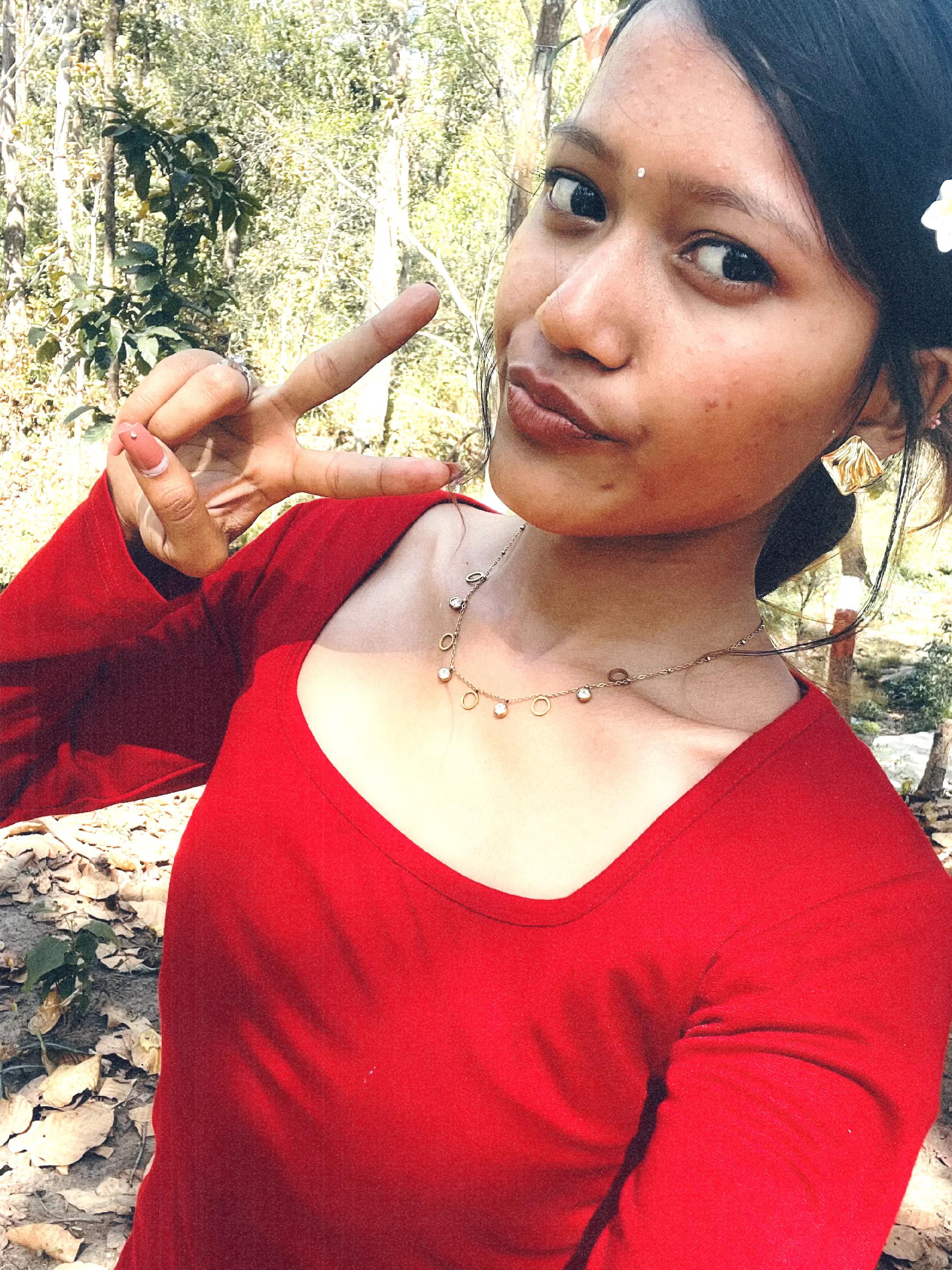 @एलिसा....🌷