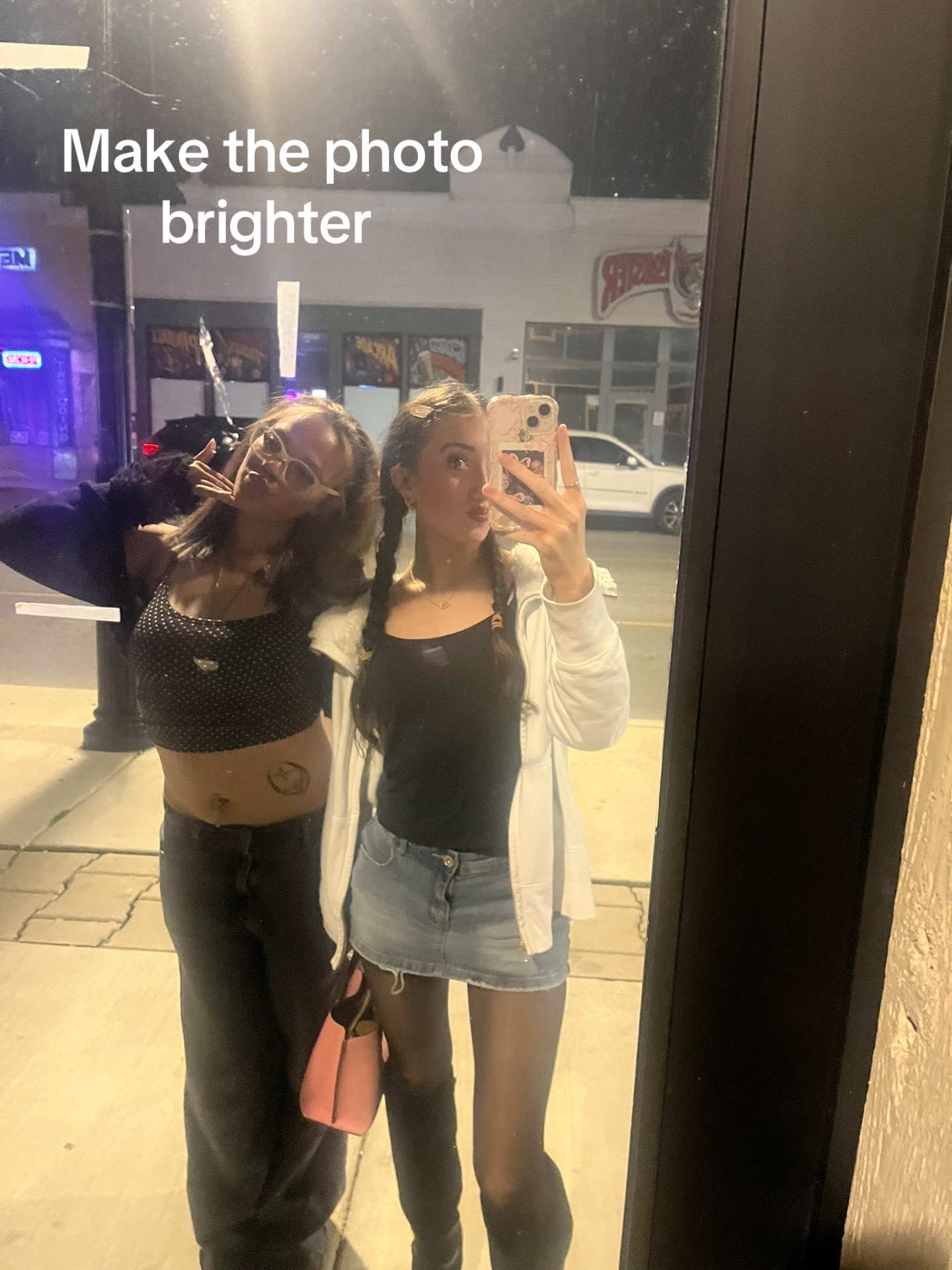 @️