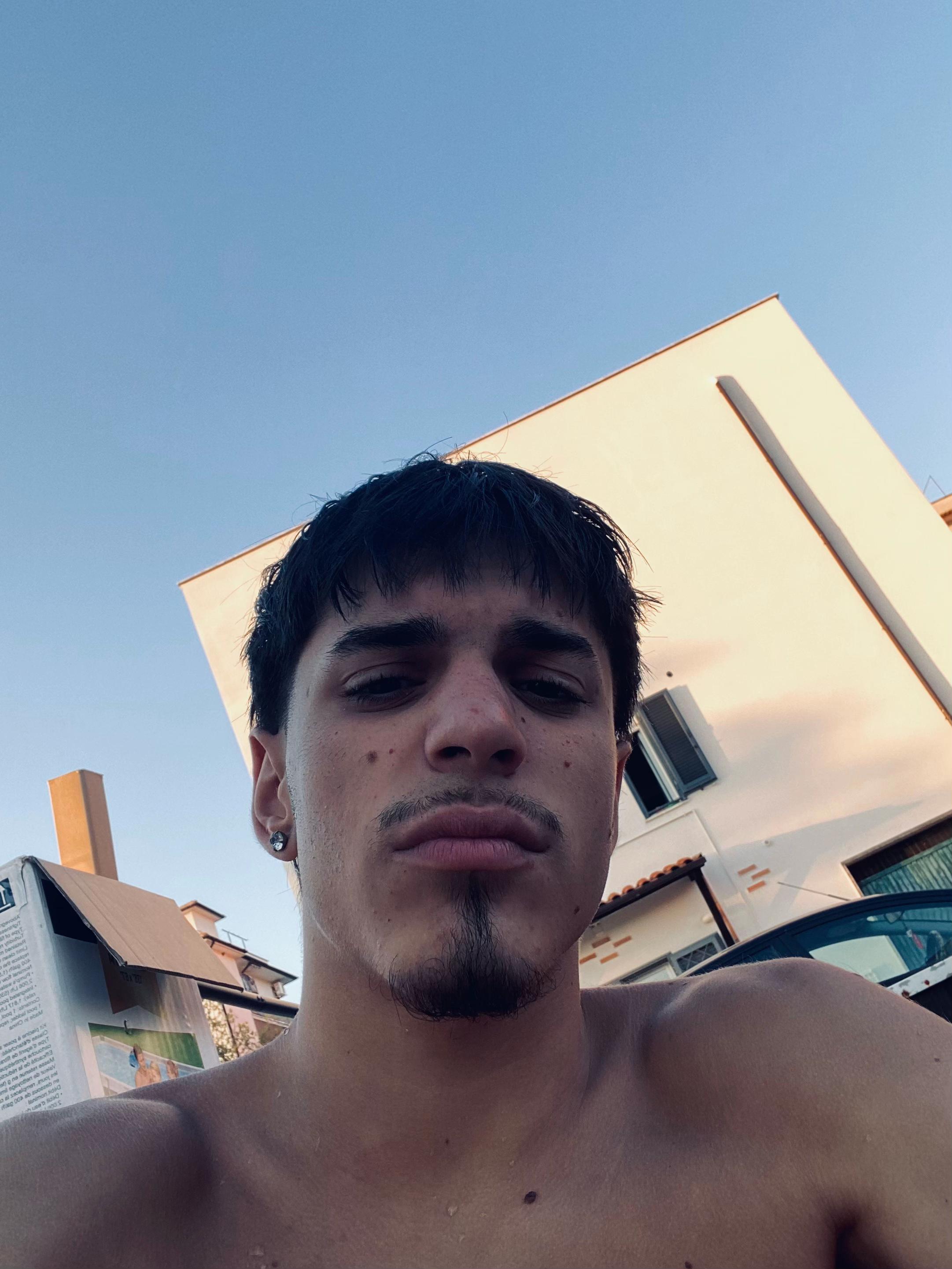 @_angelo_00