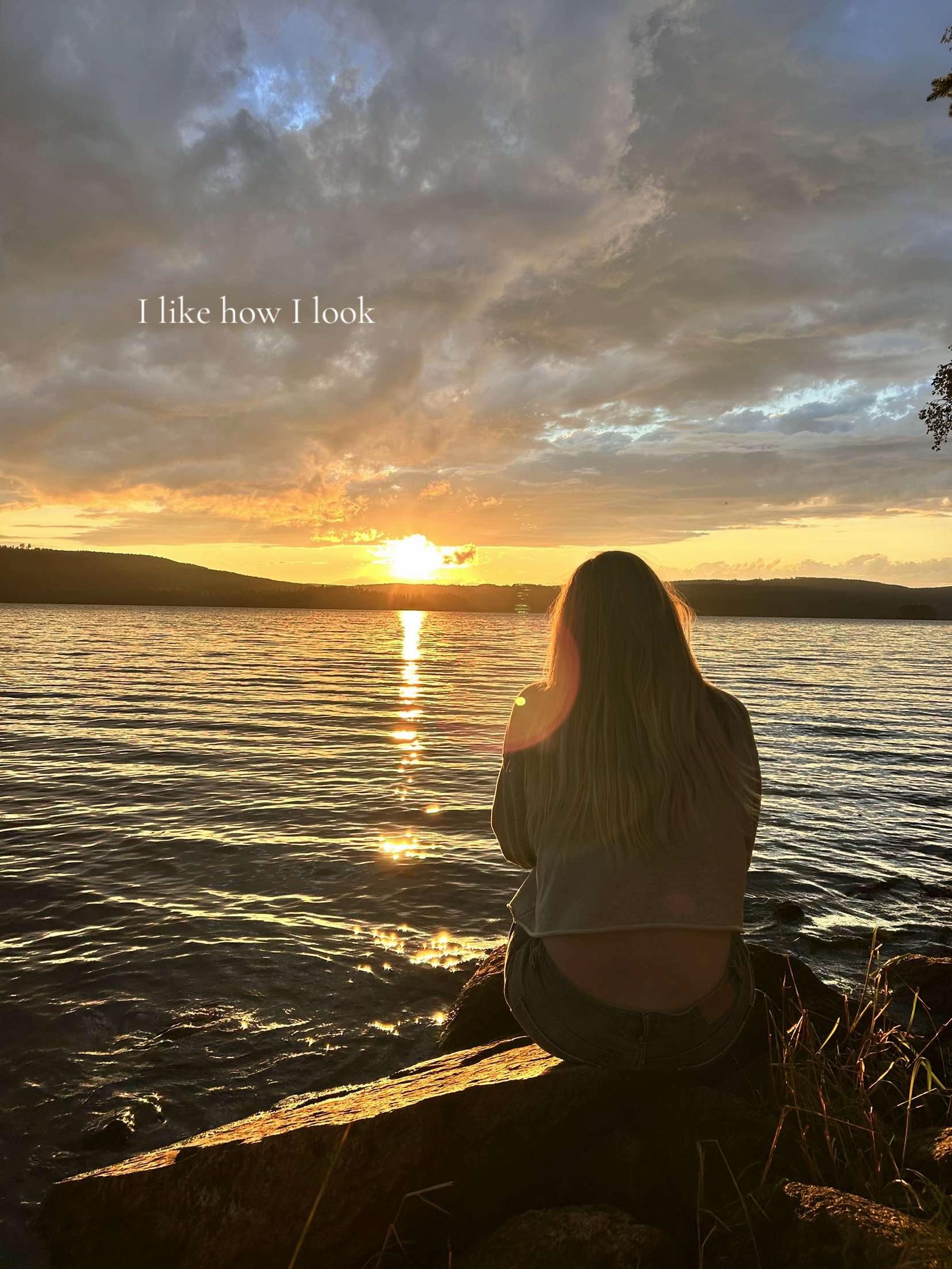 @𝒞𝒽𝒶𝓇.