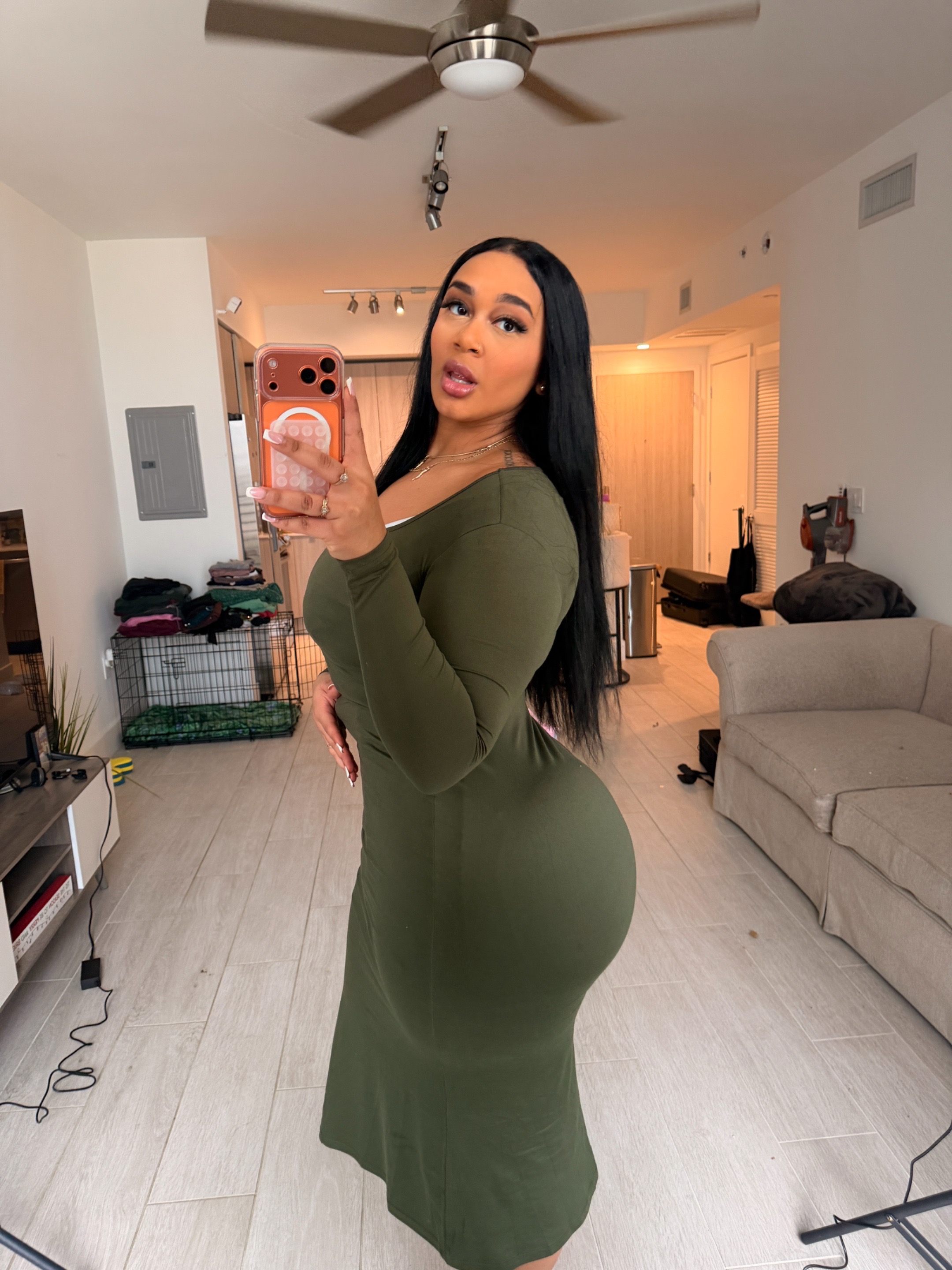 @Anita Isabella