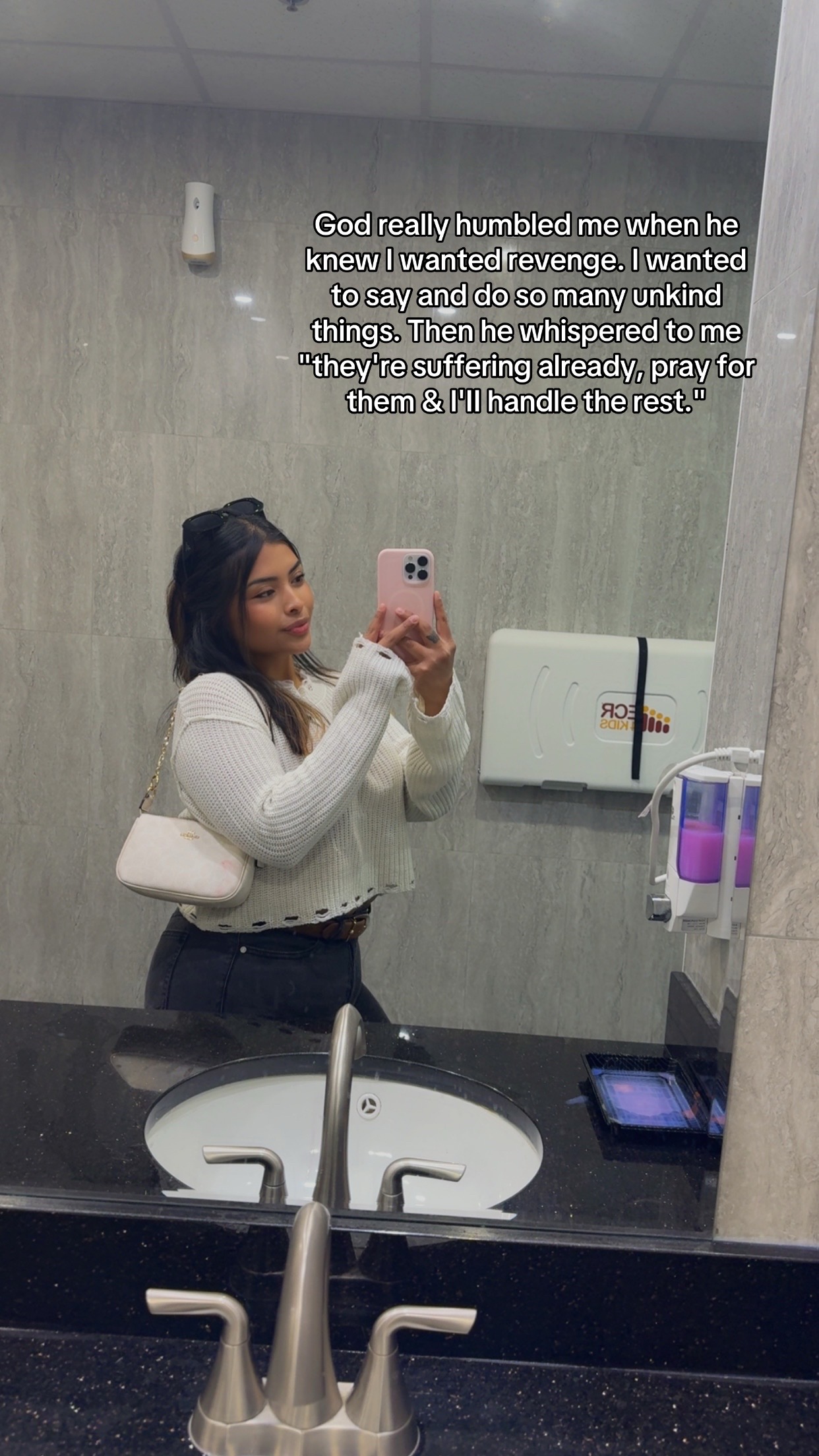 @nita ramirez ౨ৎ