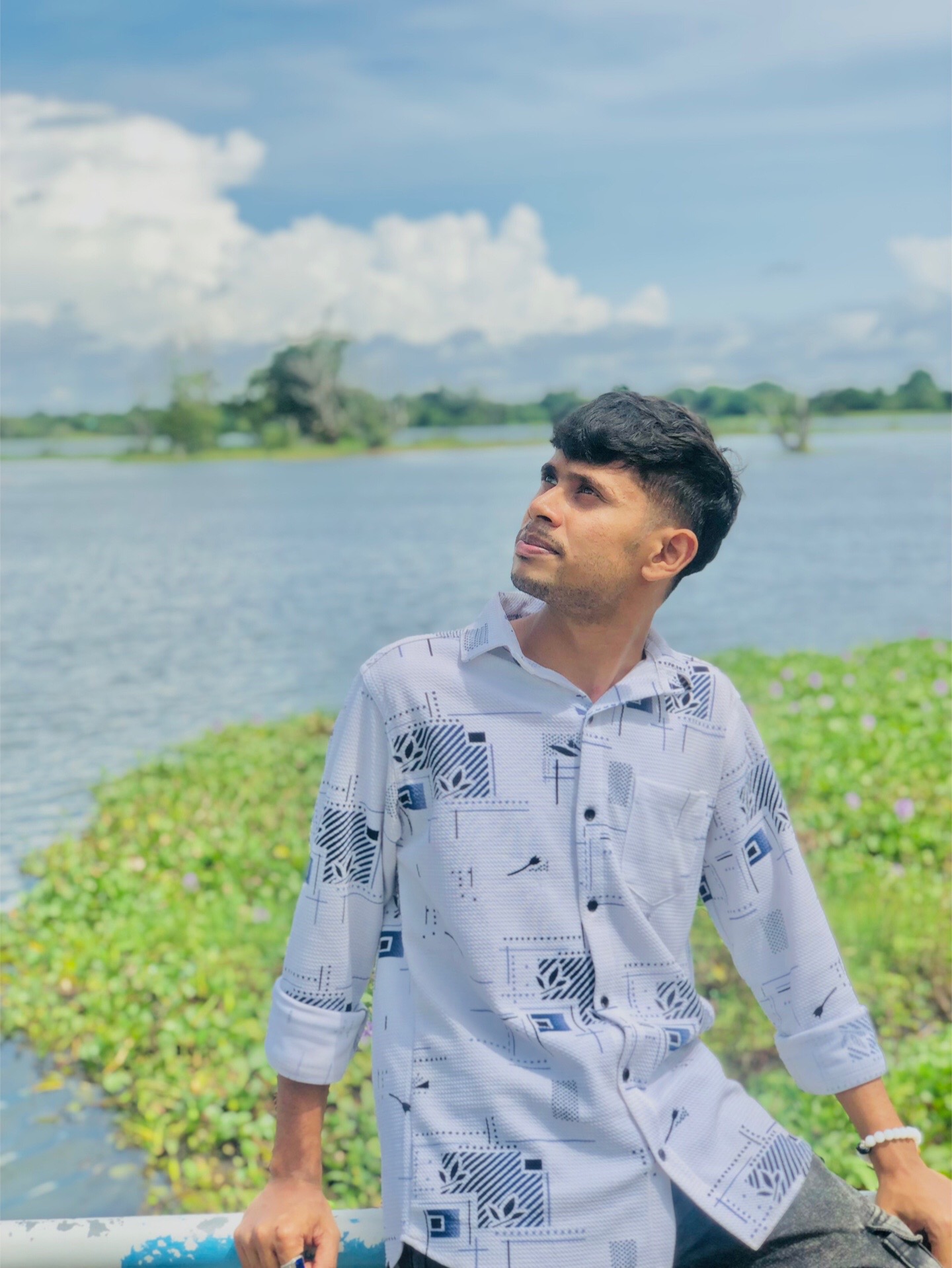 @Sanju🪽