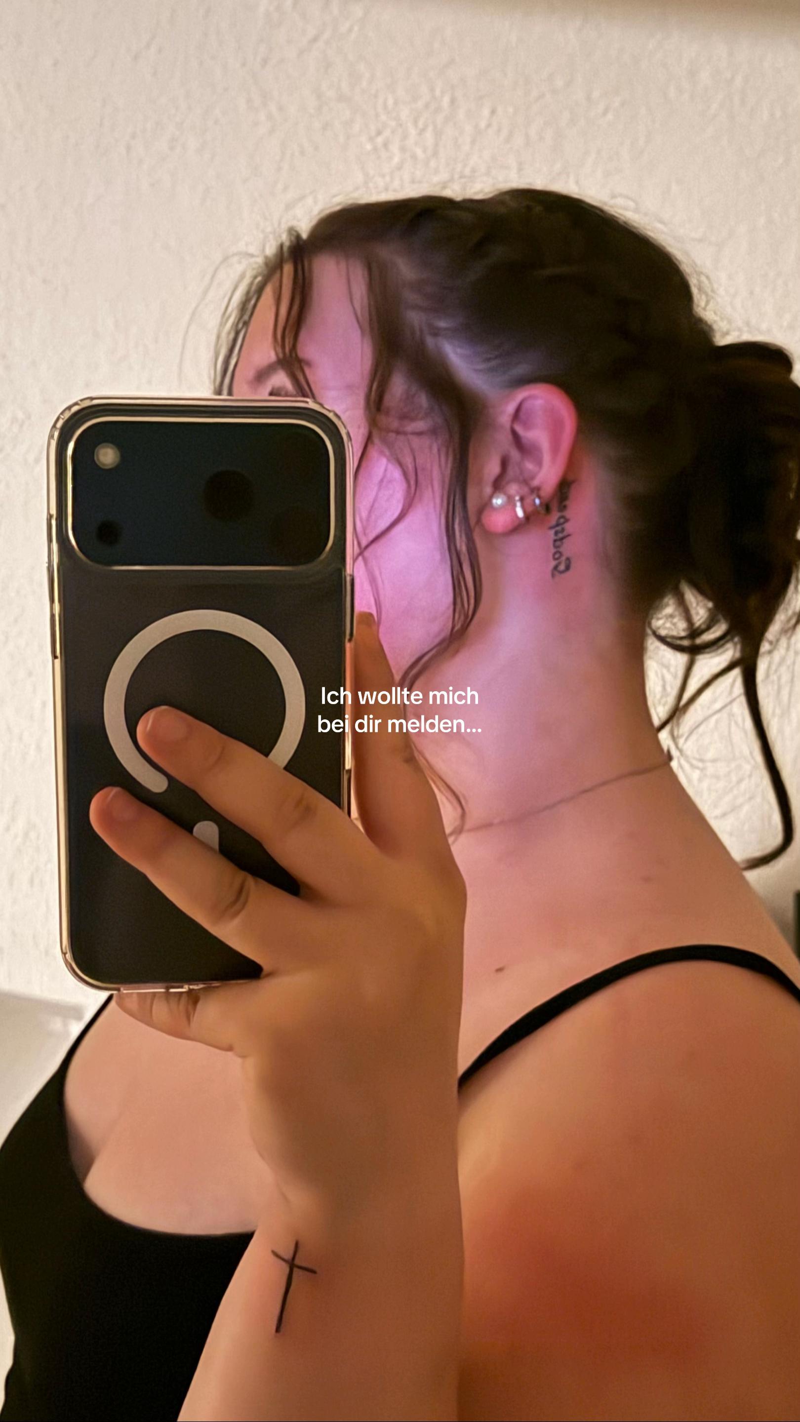 @𝓐𝓷𝓷𝓪-𝓛𝓮𝓷𝓪