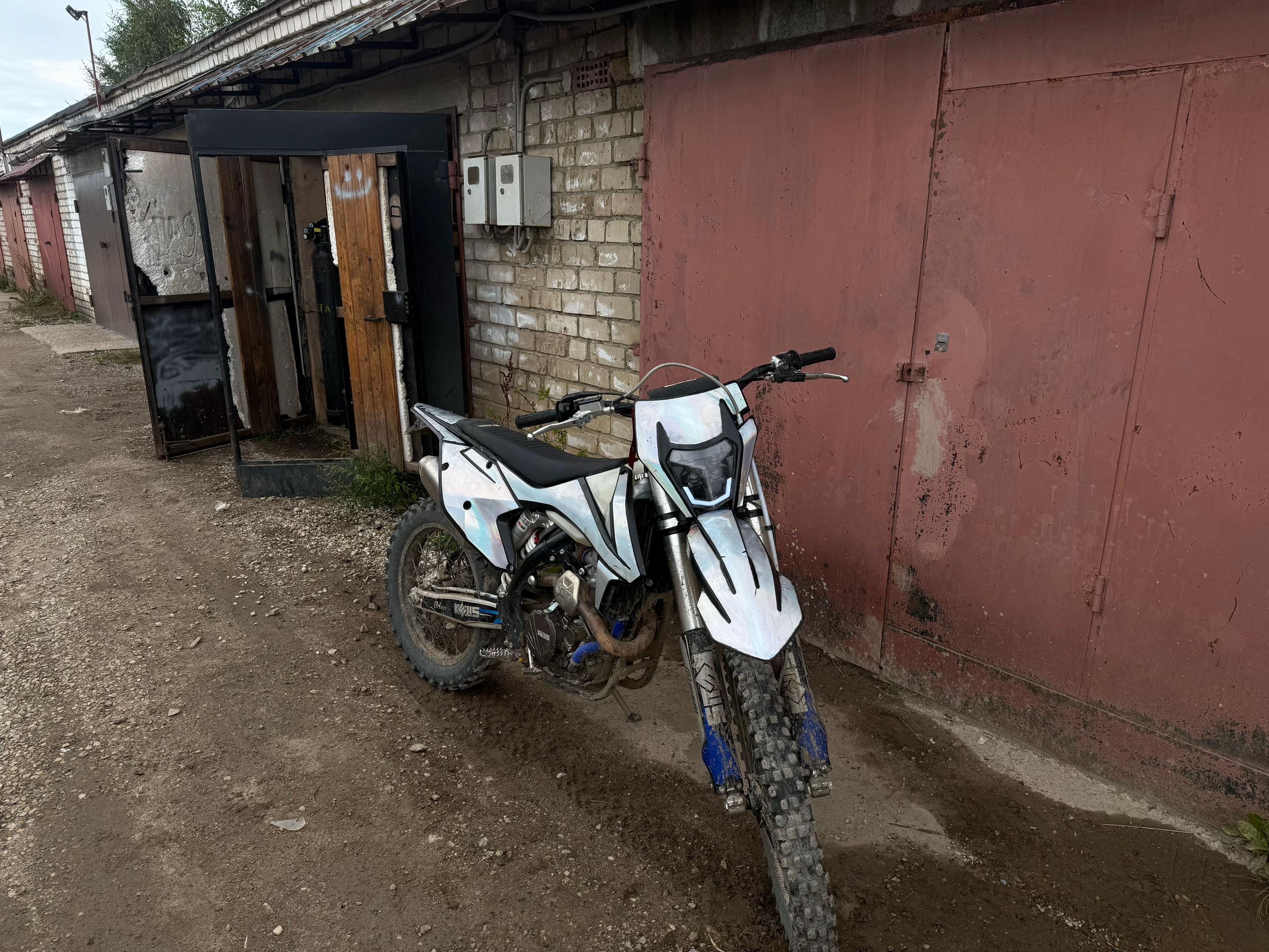 @ШедевроАртём