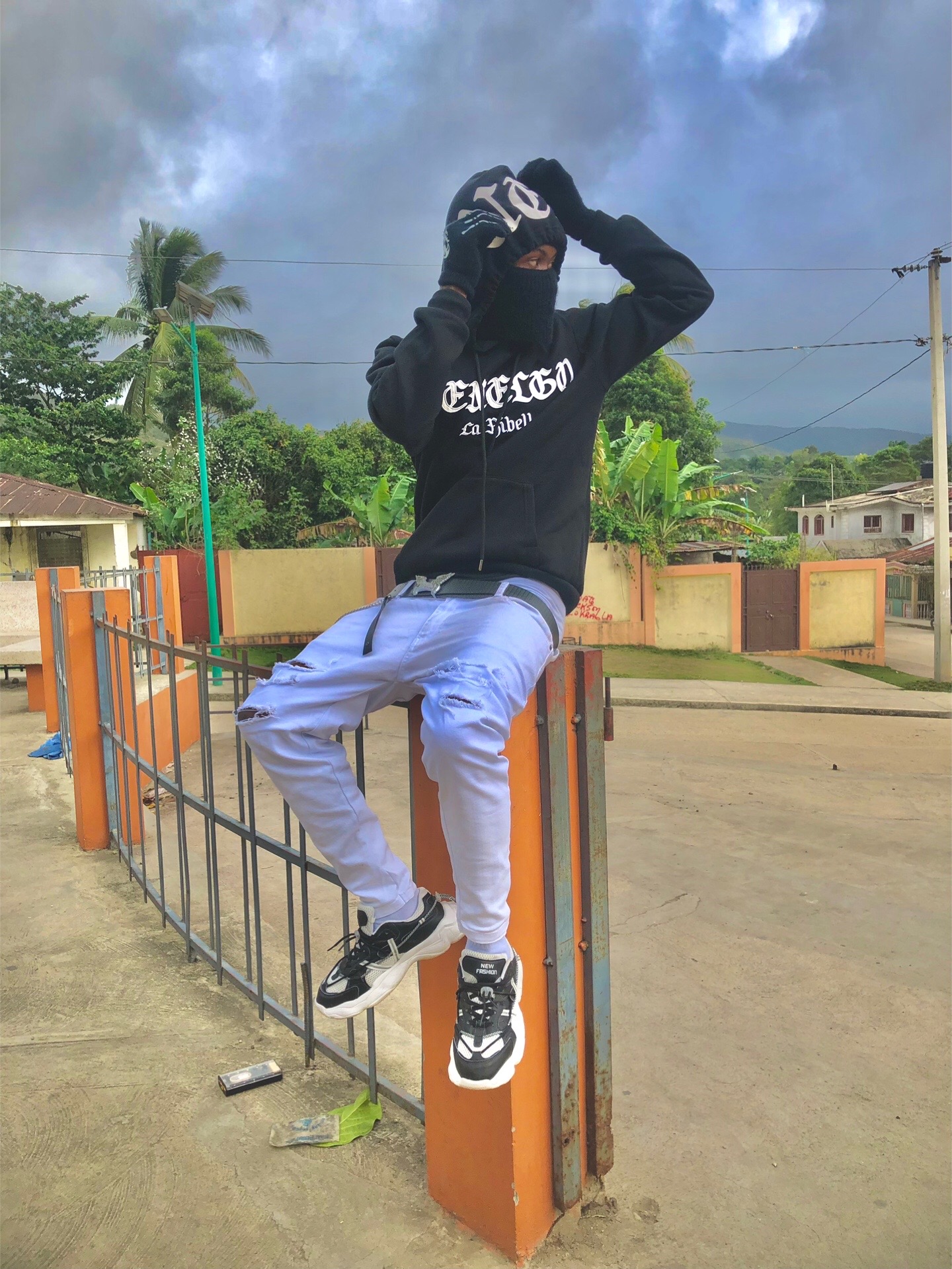 @y.E.I.S.O.N papi 🍫🍫🩸💔🖤💜