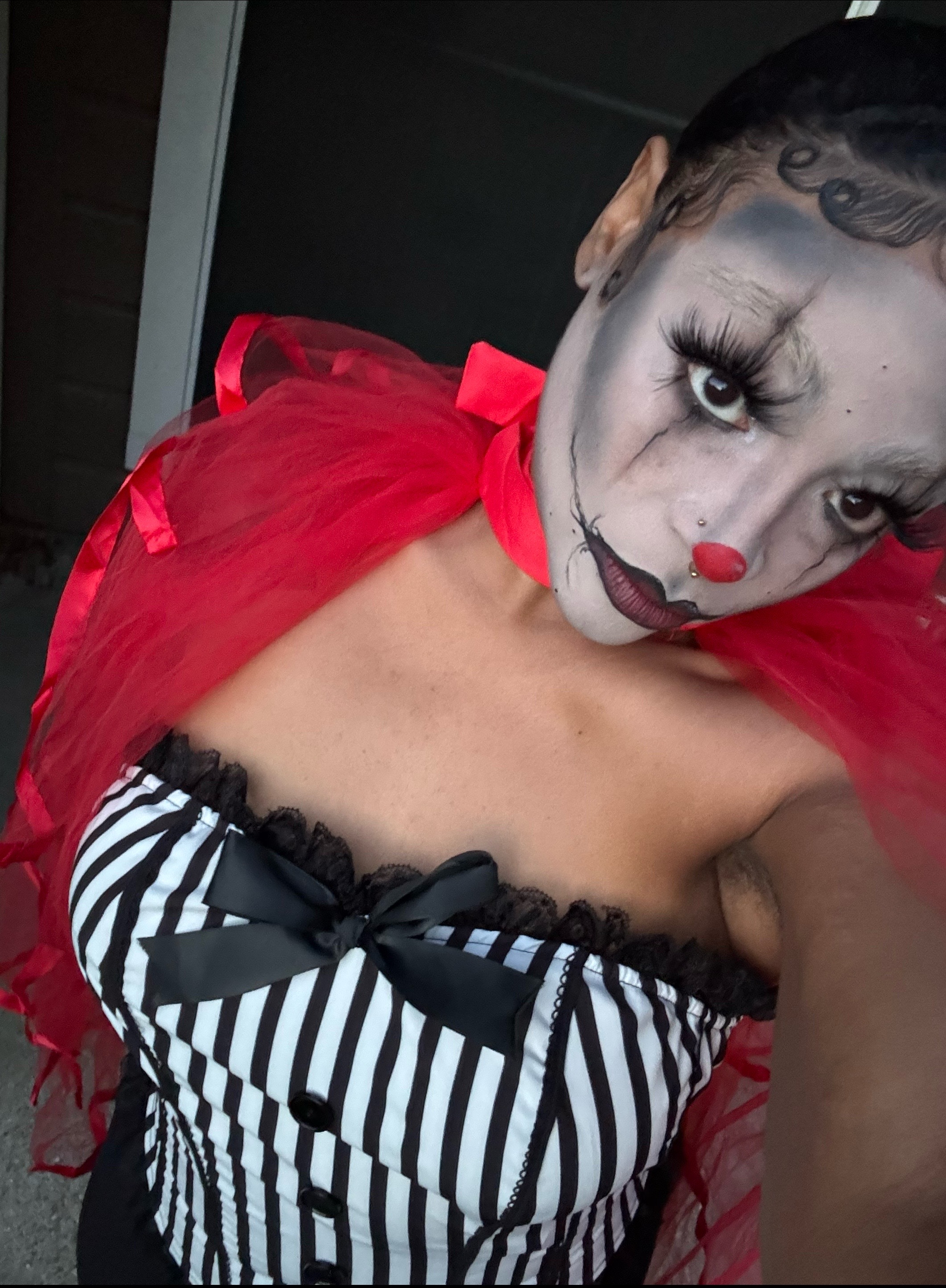 @Morticia 🖤🔪