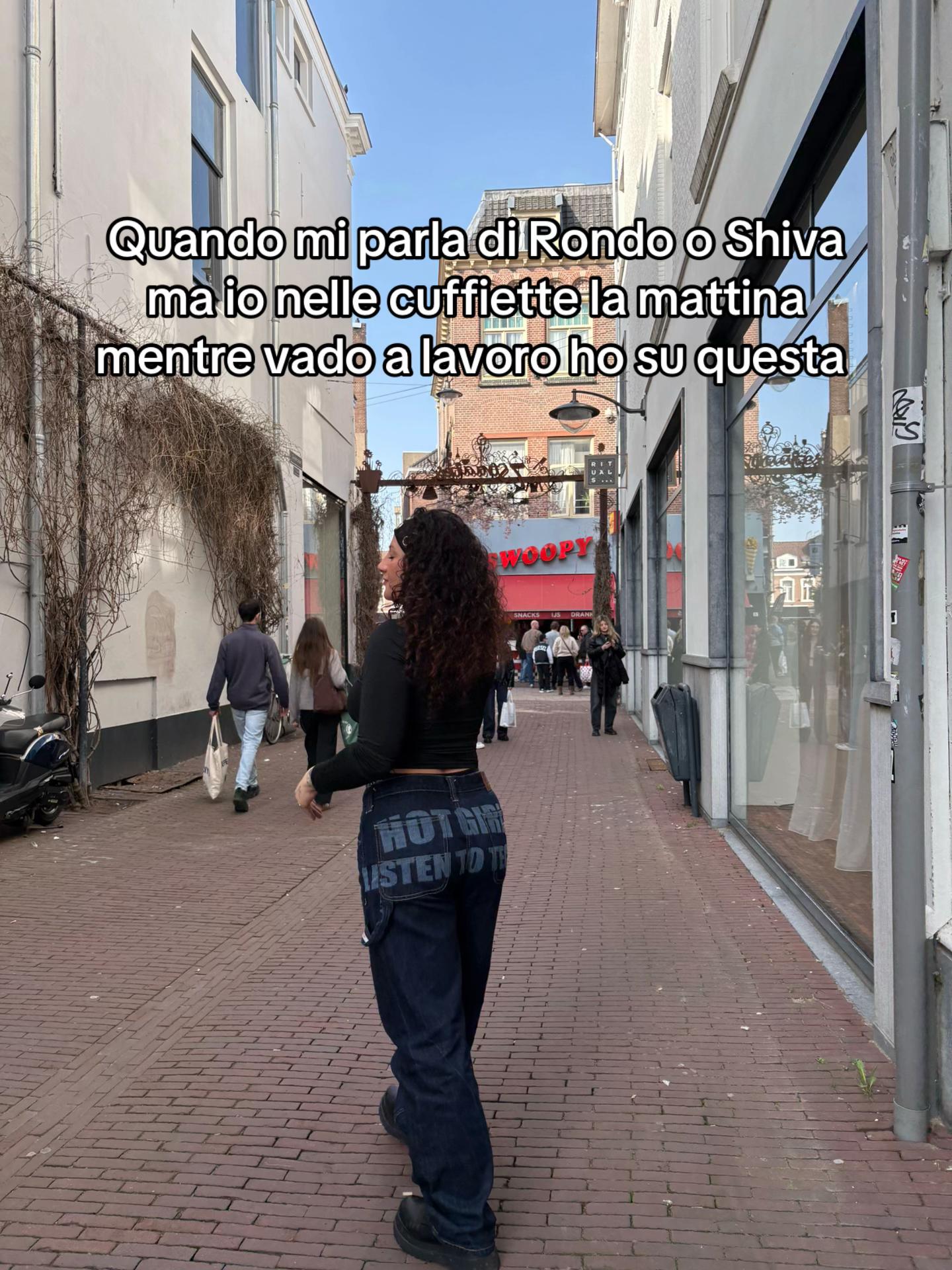 @𝔖𝔬𝔣𝔦𝔢𝔢𝔱