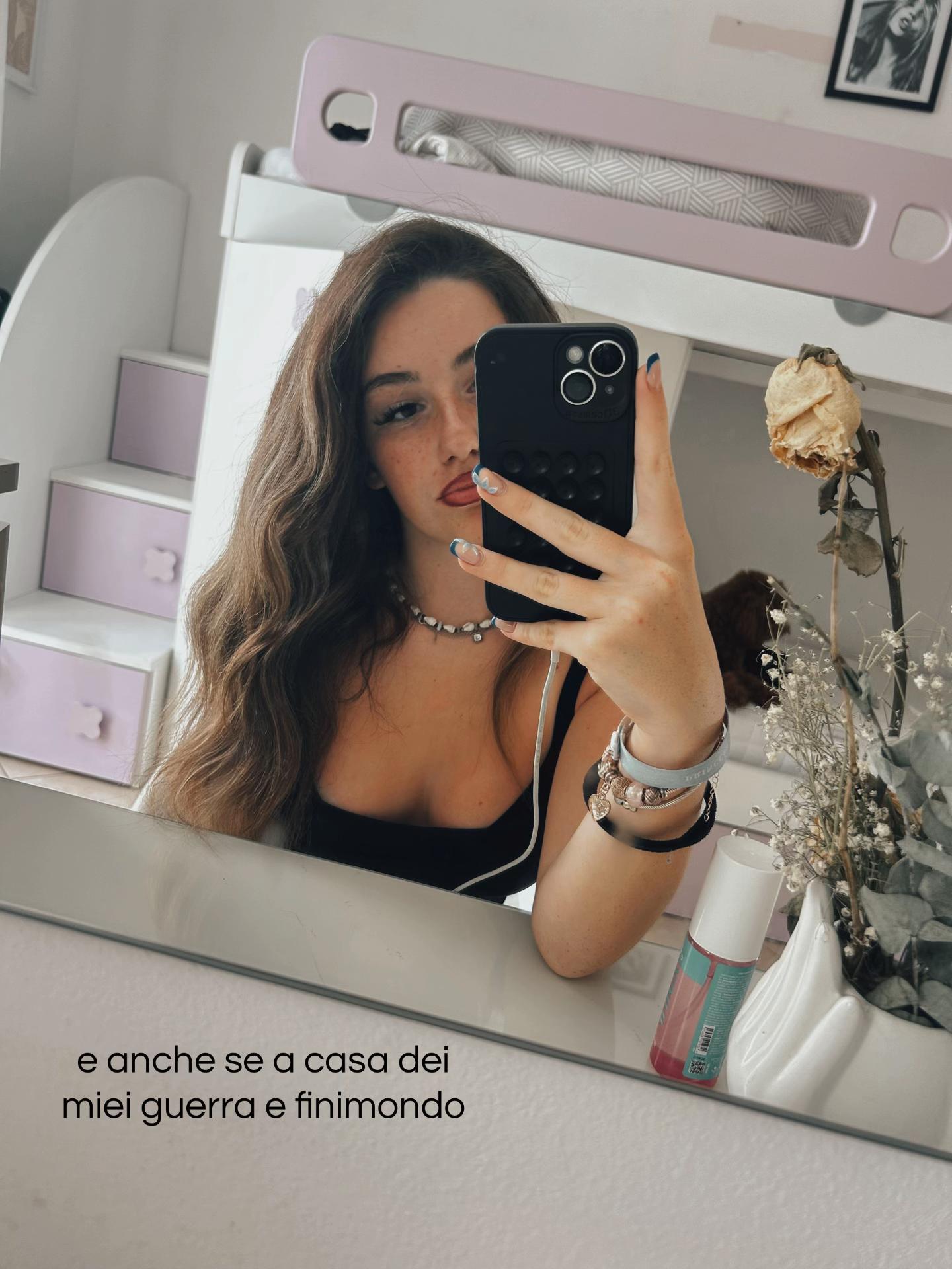 @_melyy.spamm