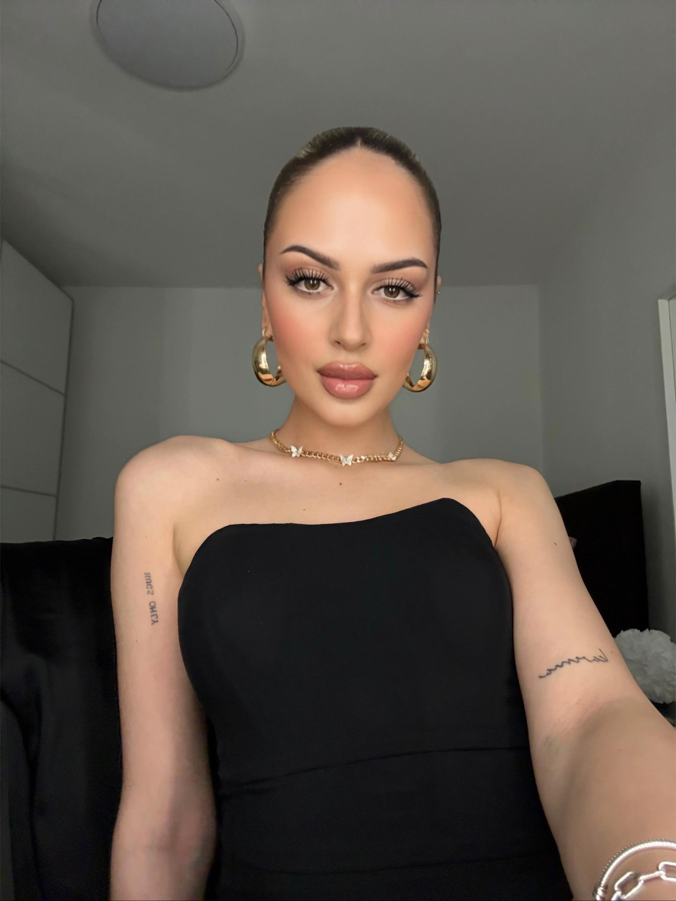 @niki