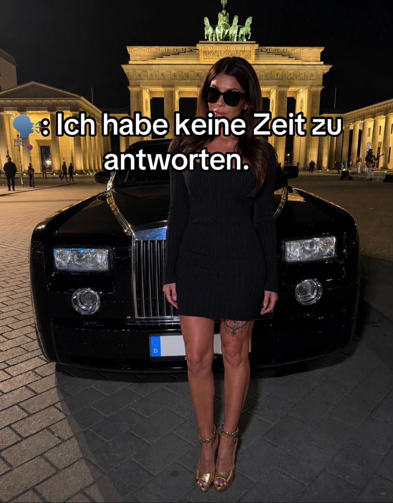 @Esr4