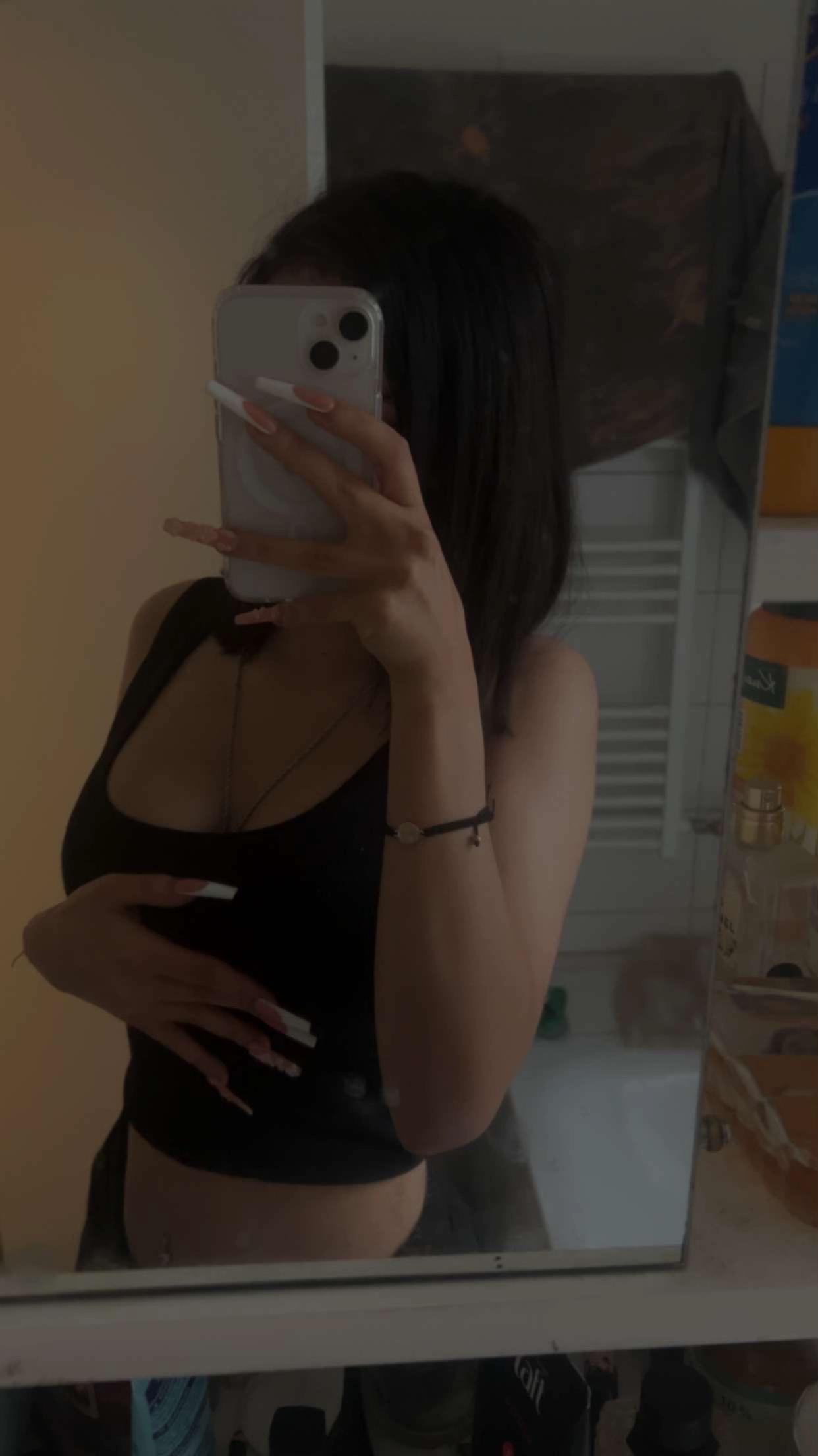 @𝒢𝒽𝒶𝓏𝒶𝓁