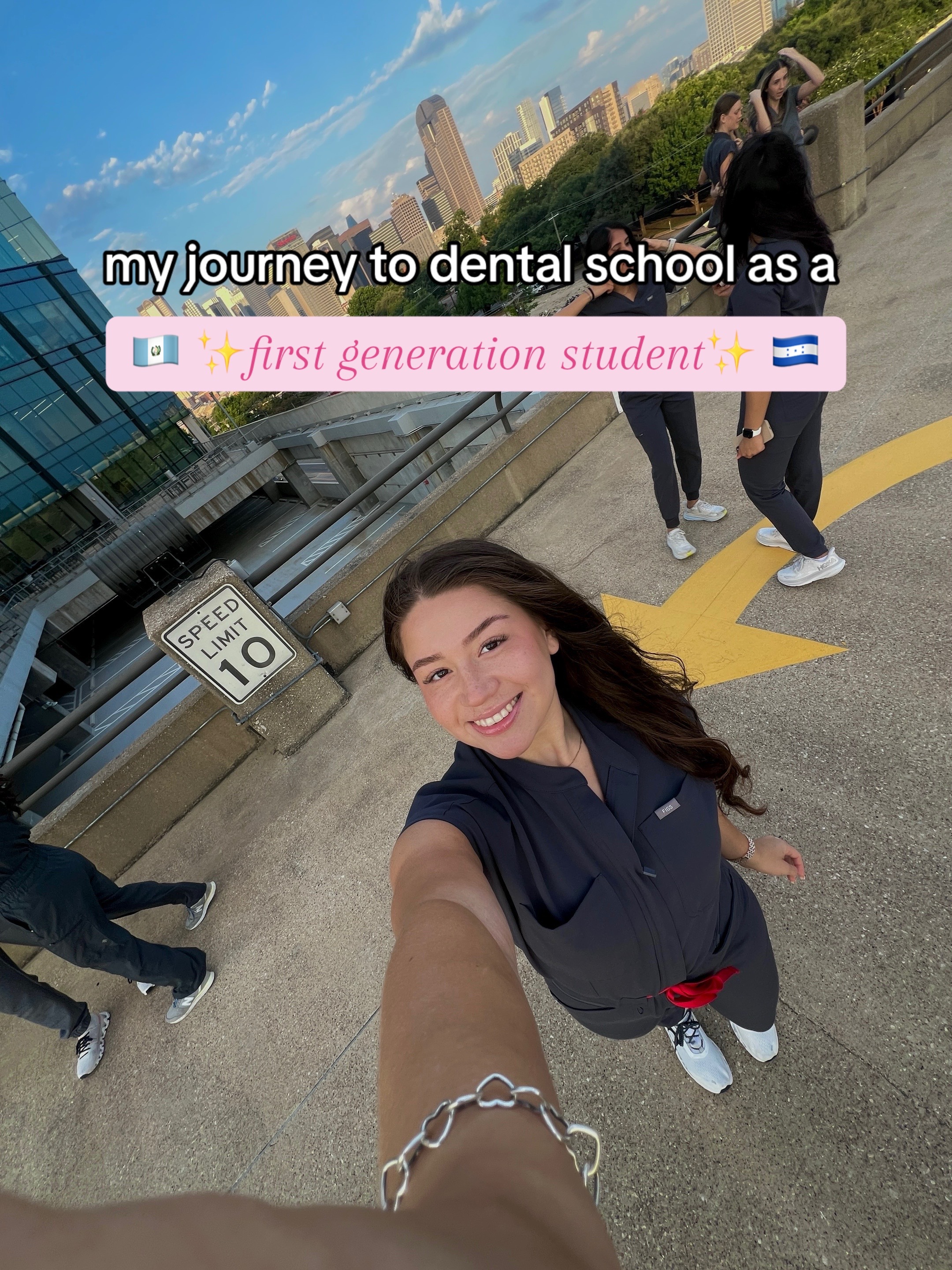 @Heydi | Dental Student