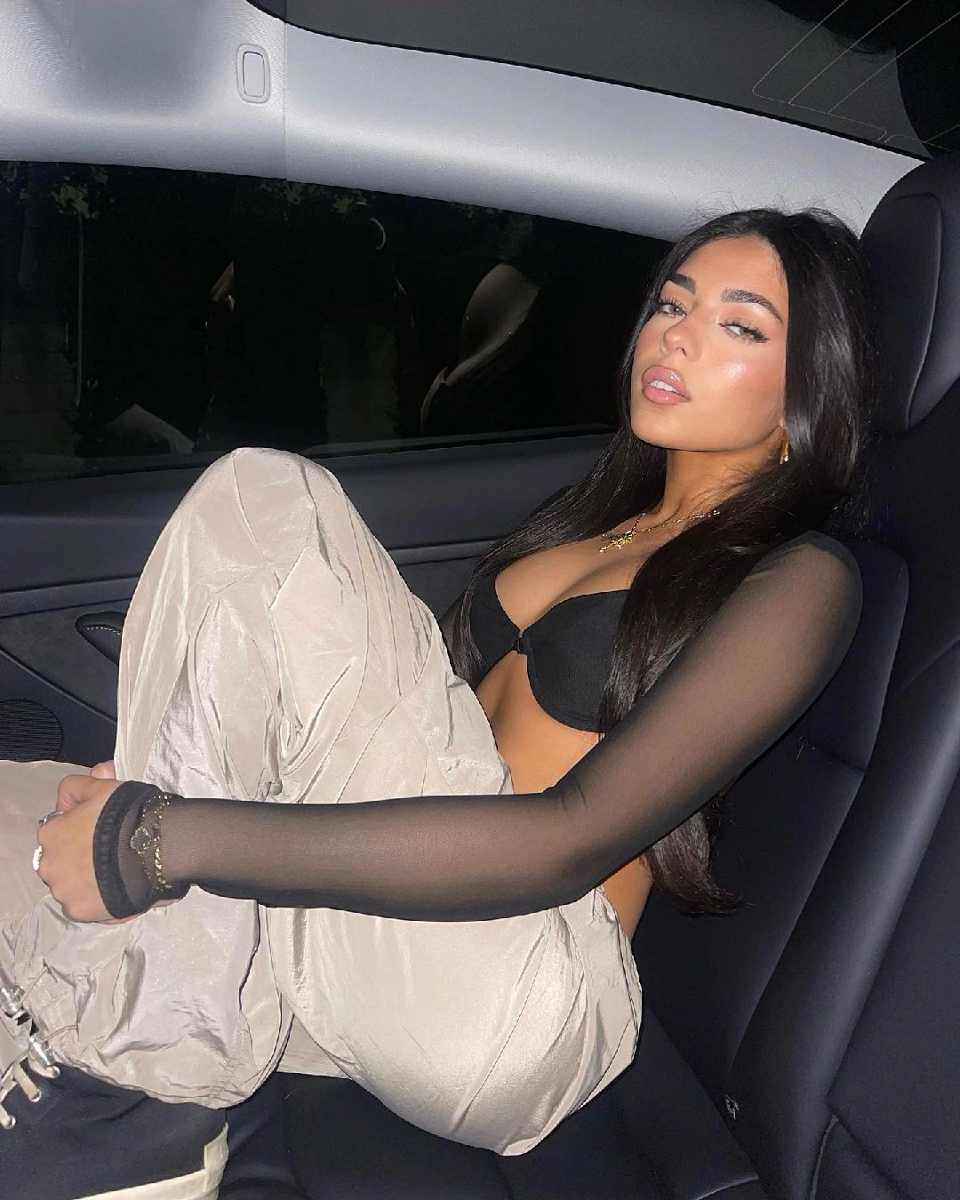 @rozana yazdani