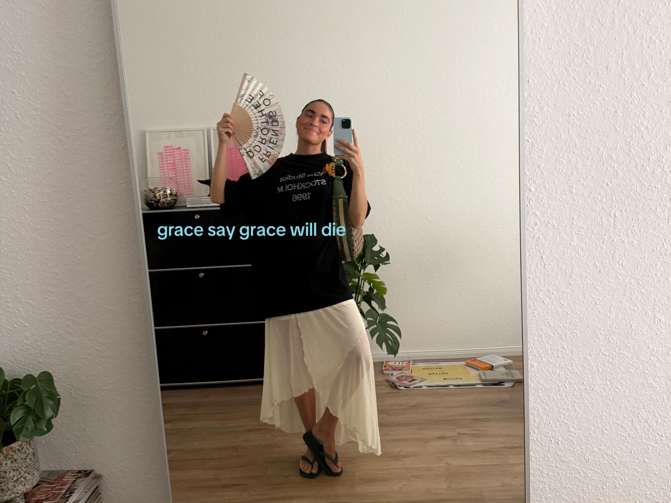@ɐuᴉʇuǝlɐʌ