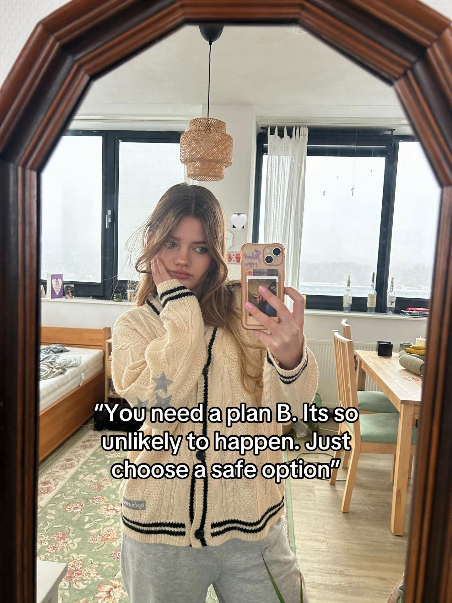 @Lucinde🧚🏼&zwj;♀️ &sup2; &sup2; &sup2;