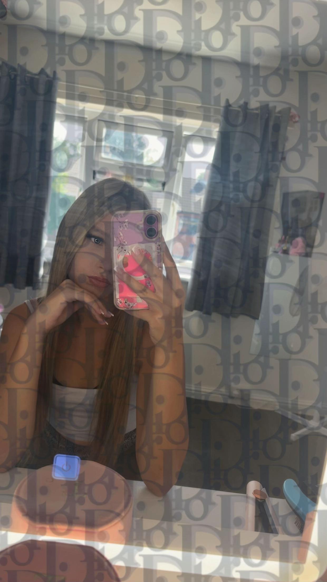@𝒯ℴ𝓃🤍
