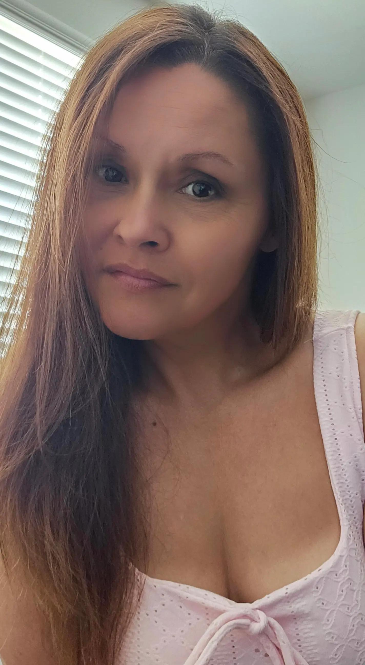 @angelawolfe20
