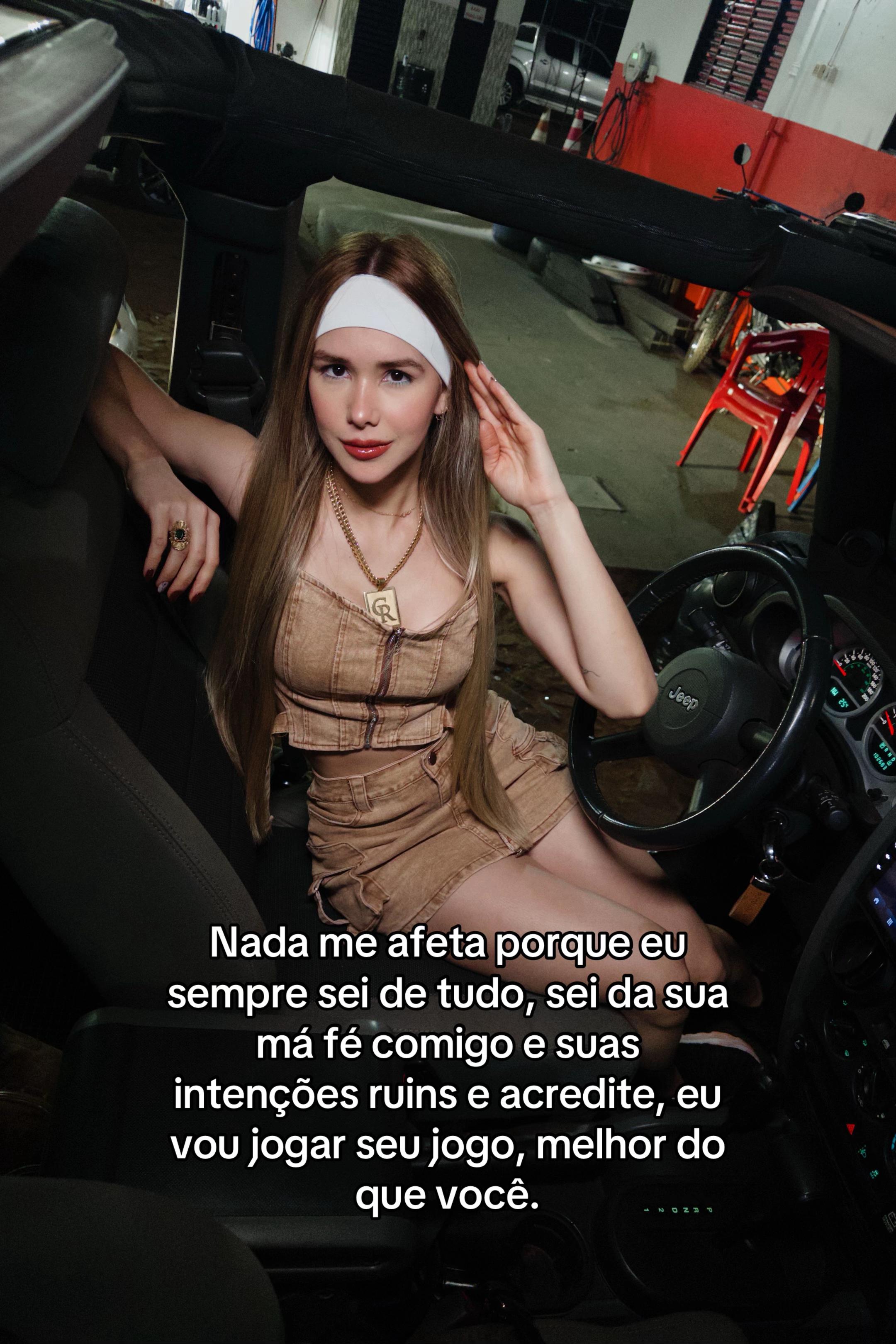 @Claudia Gonzalez