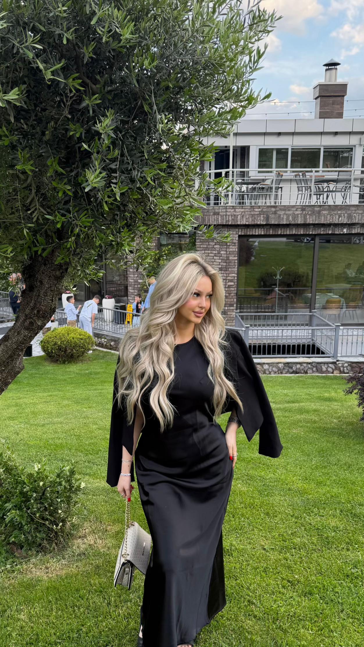 @bina 🇦🇱