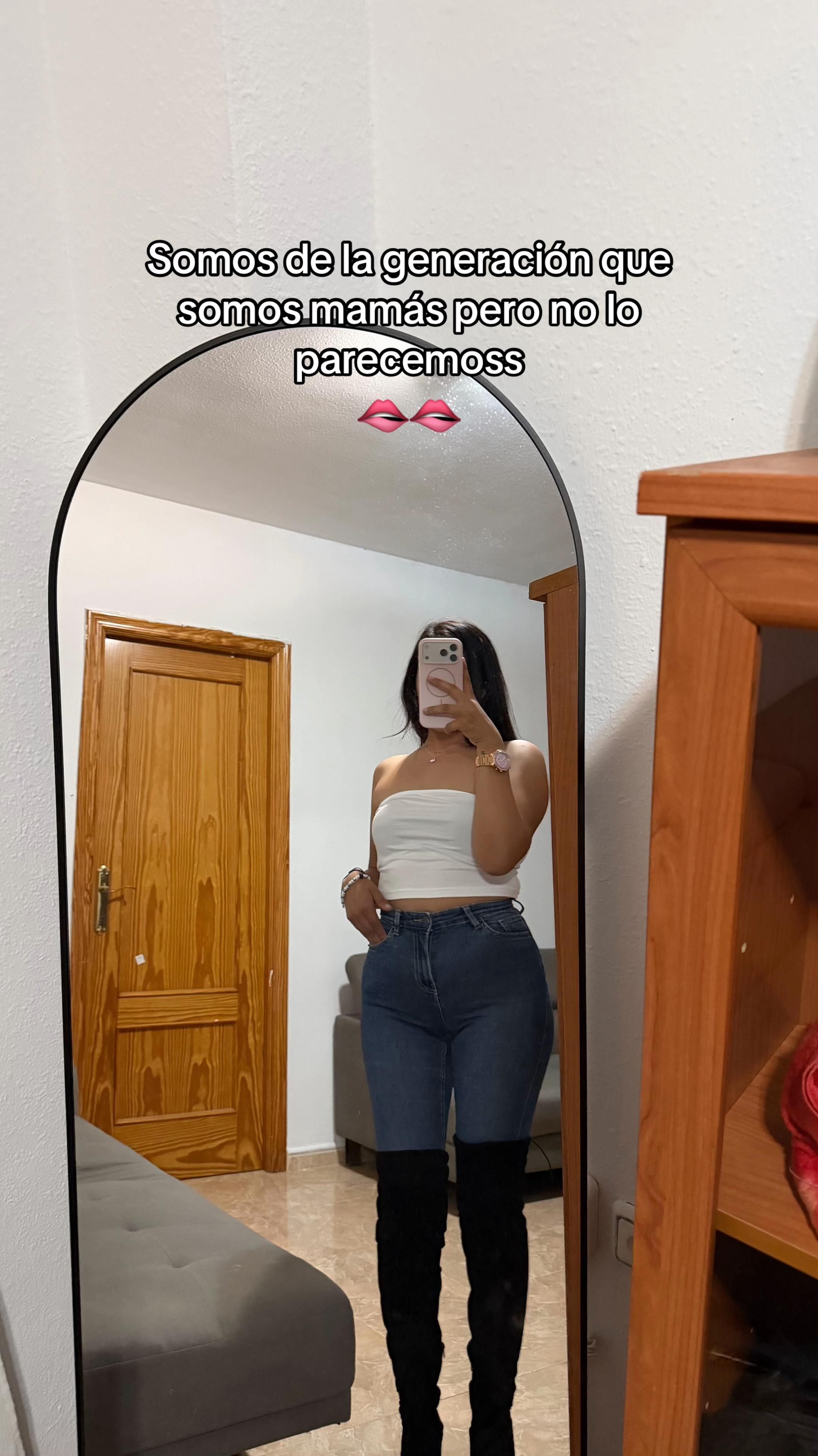 @Ariadna SL